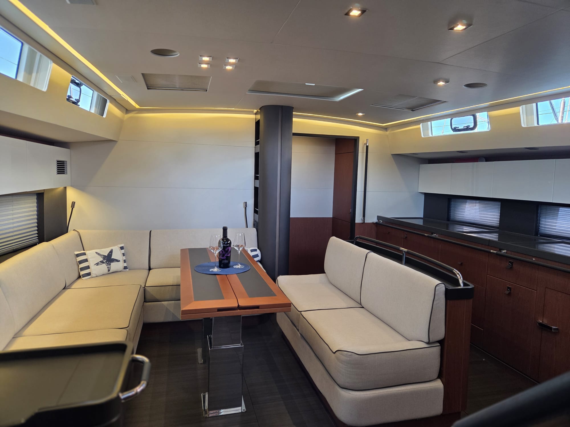 Oceanis 62 — photo 4