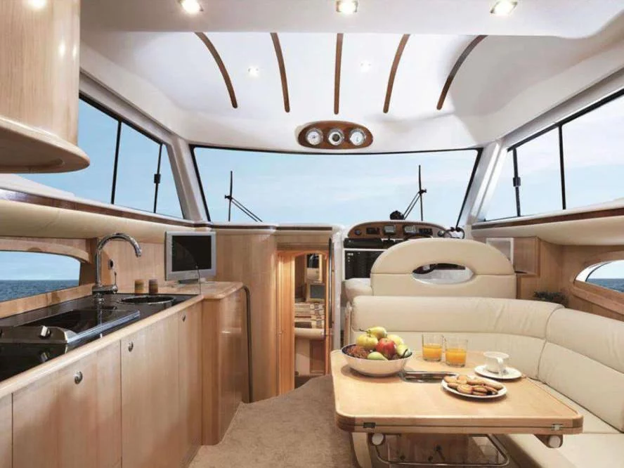 Altair Zafir 42 (Running on Waves) Interior image - 4