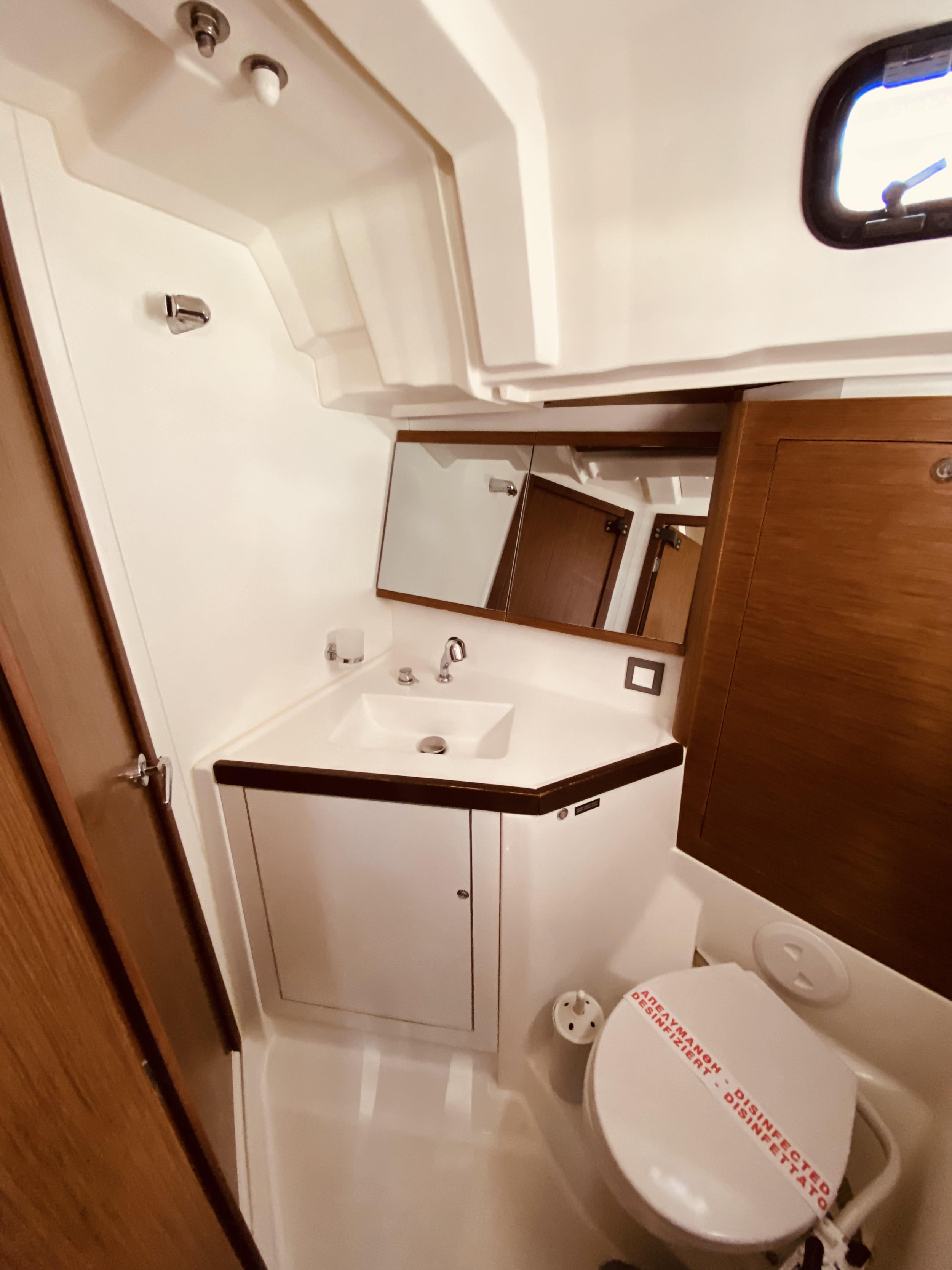 Photo #2 - Oceanis 46.1 (Marbella (Pax 12)) en Lefkada - 11237