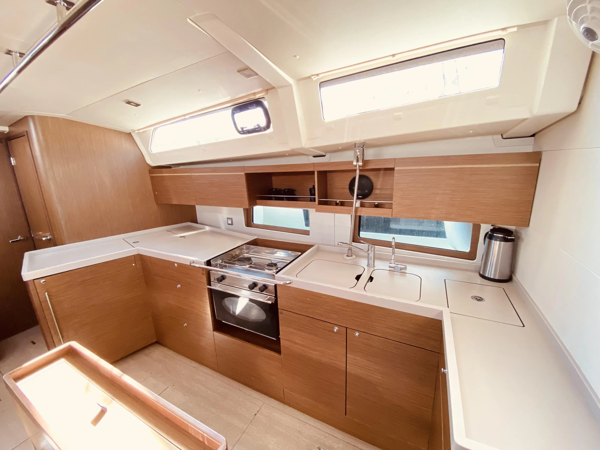 Oceanis 46.1 (Marbella (Pax 12))  - 13