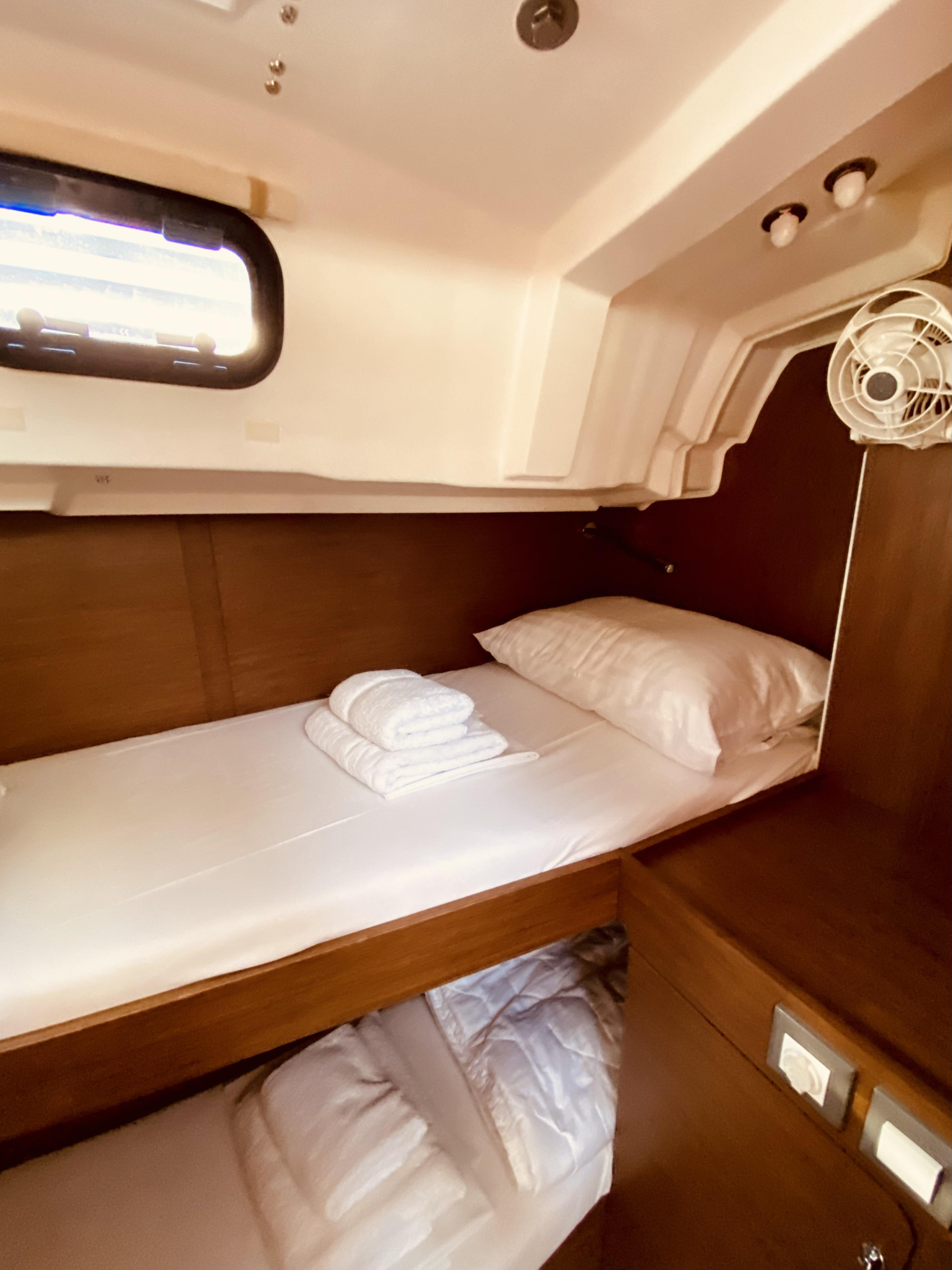 Photo #7 - Oceanis 46.1 (Marbella (Pax 12)) en Lefkada - 11237