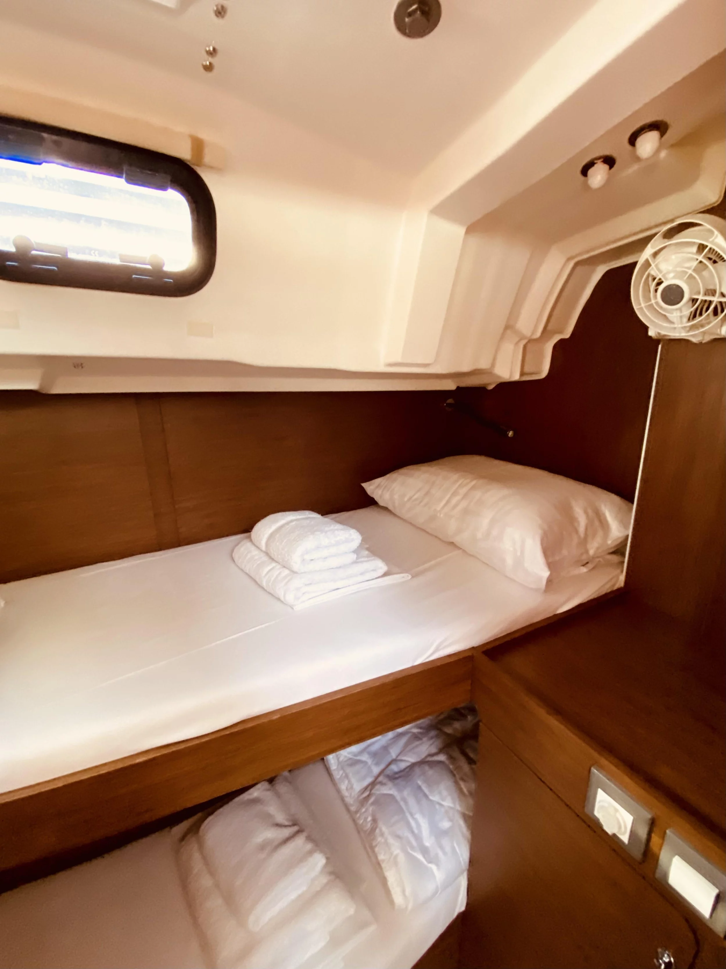 Oceanis 46.1 (Marbella (Pax 12))  - 6