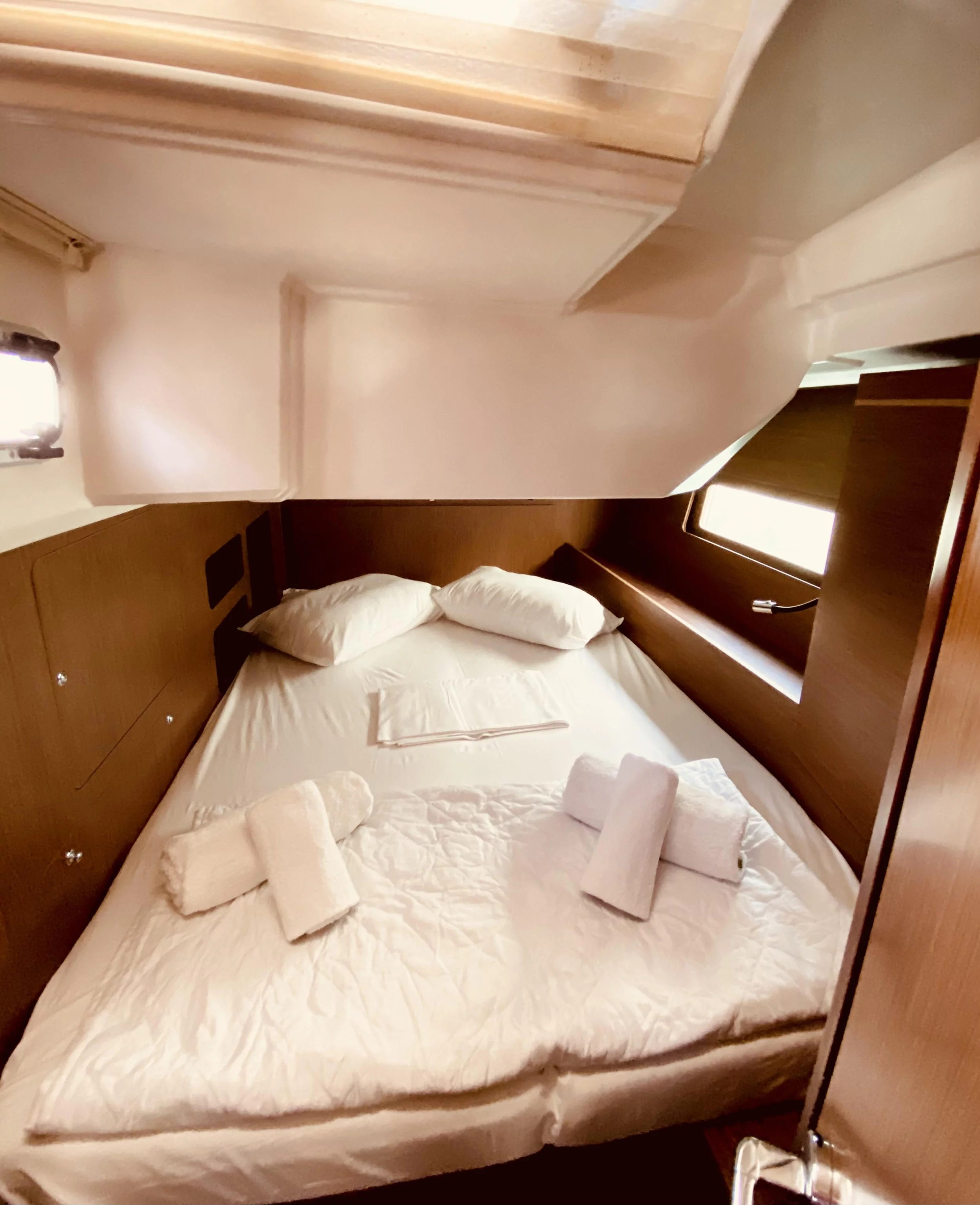 Oceanis 46.1 (Marbella (Pax 12))  - 17