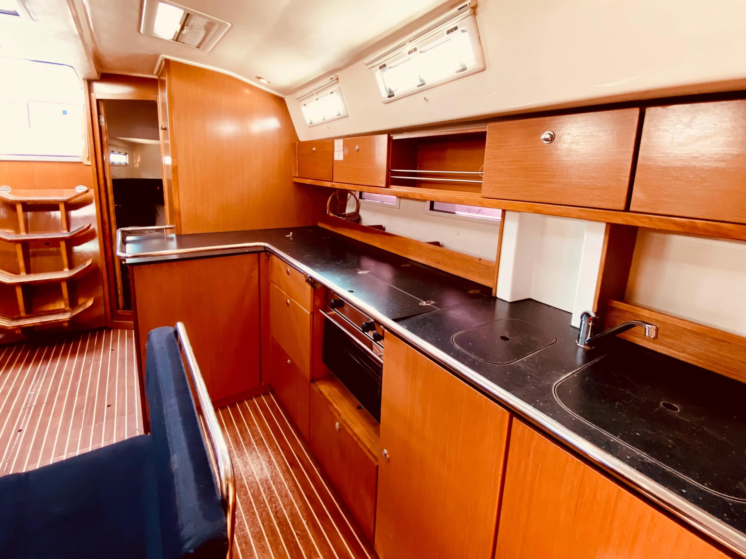 Bavaria Cruiser 45 (Rachelle (Pax 9)) Interior image - 1