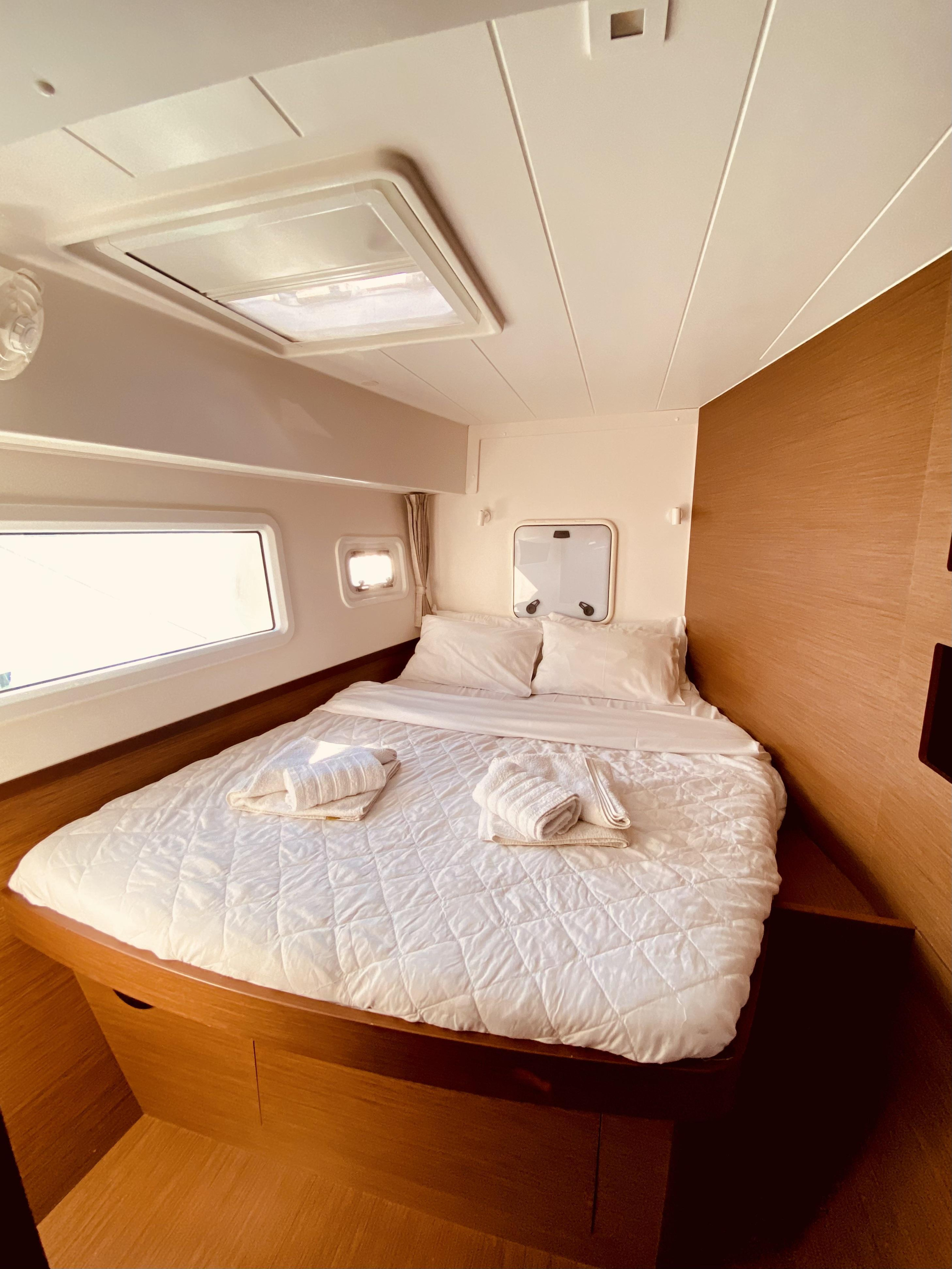 Photo #10 - Lagoon 42 (Katerina (Pax 12)) en Lefkada - 11575