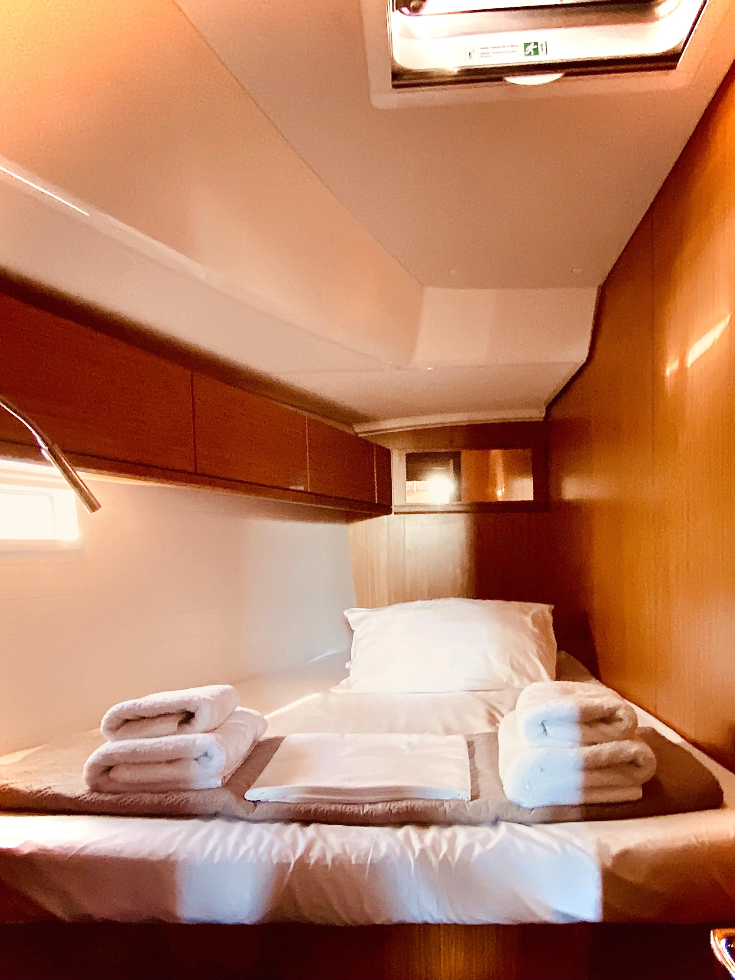 Bavaria Cruiser 46 Style (Euphoria (Pax 10))  - 16