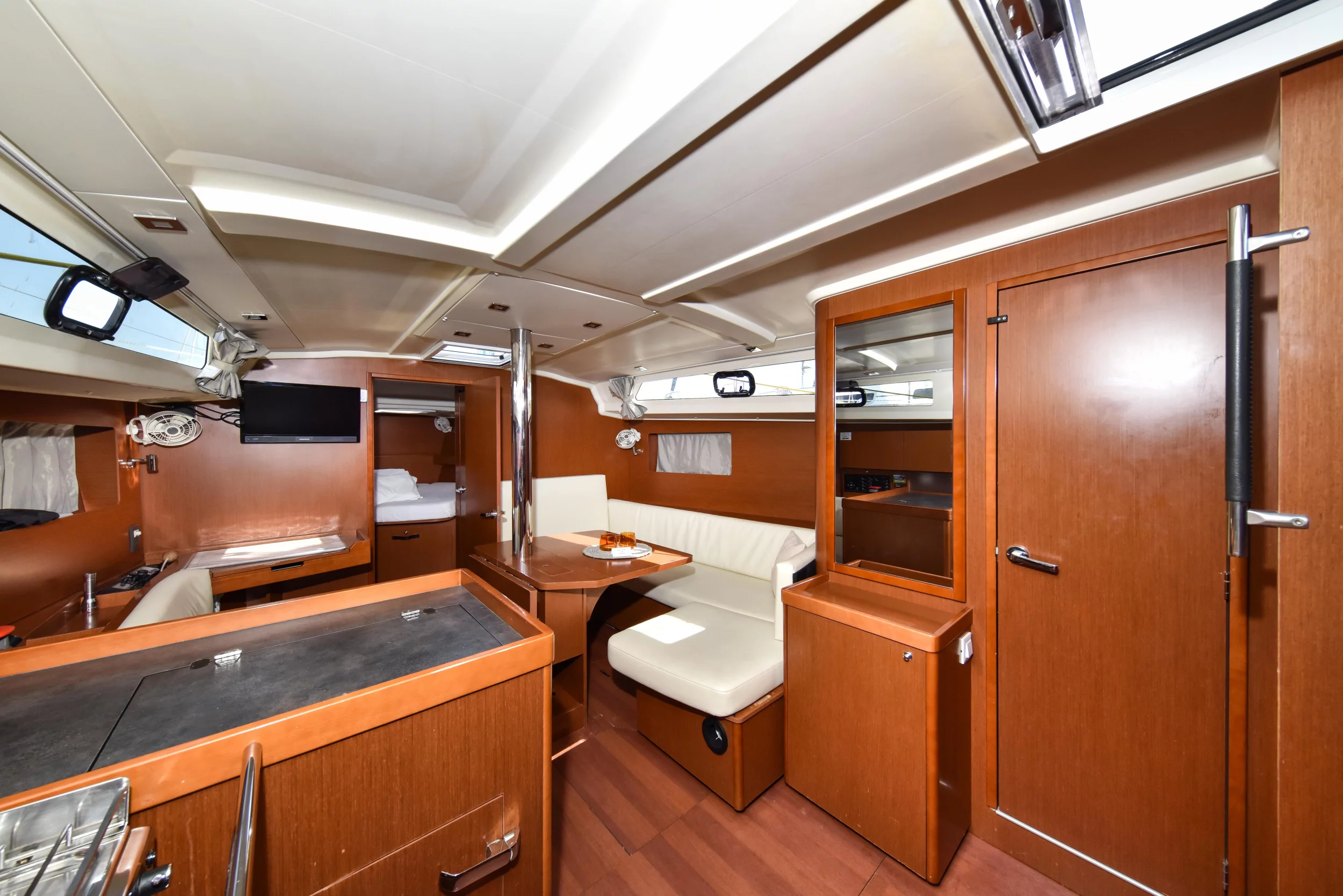 Oceanis 41.1 (4Play)  - 39