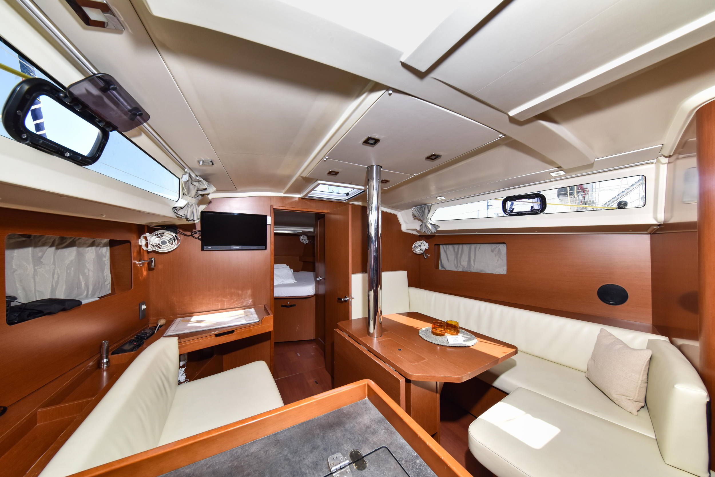 Photo #46 - Oceanis 41.1 (4Play) en Sukosan - 6774