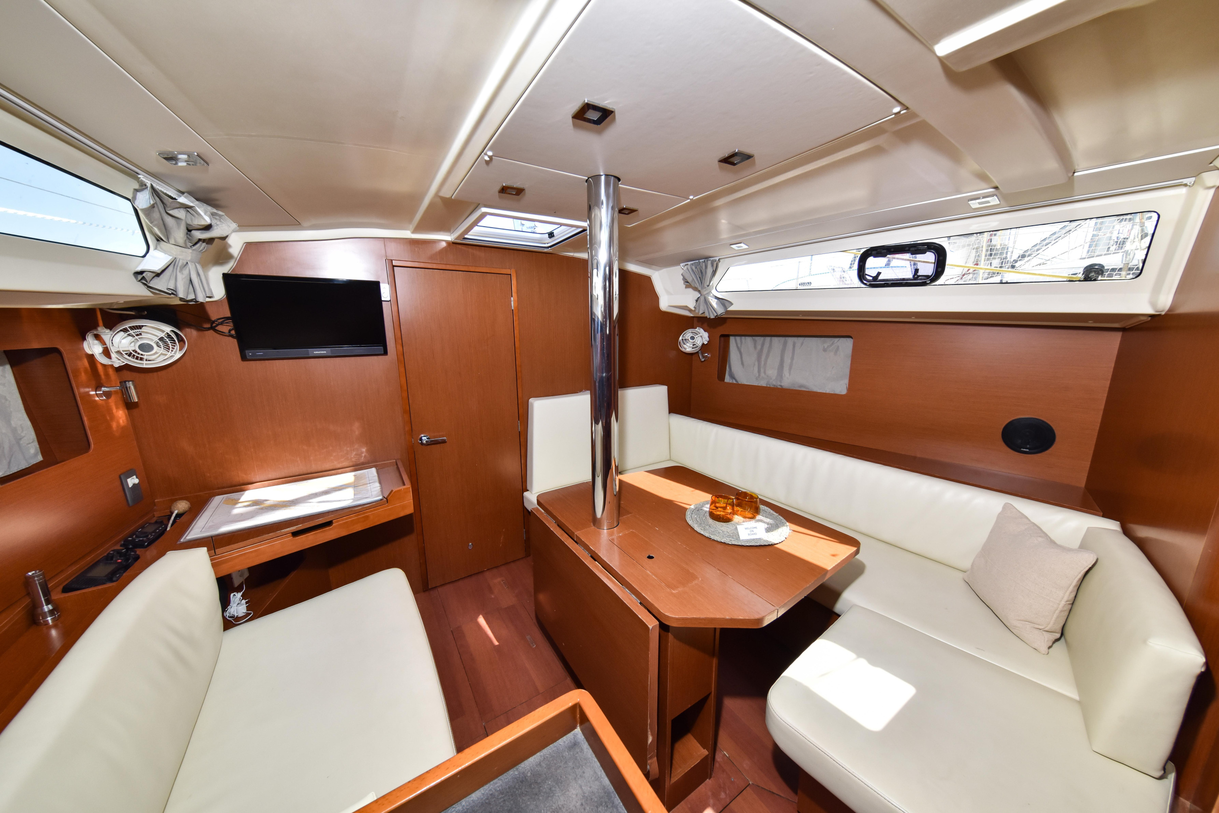 Photo #36 - Oceanis 41.1 (4Play) en Sukosan - 6774