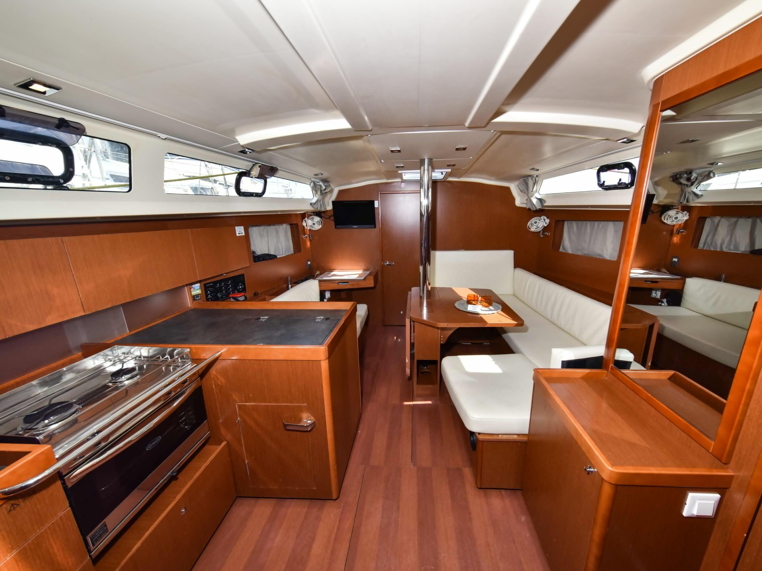 Photo #42 - Oceanis 41.1 (4Play) en Sukosan - 6774