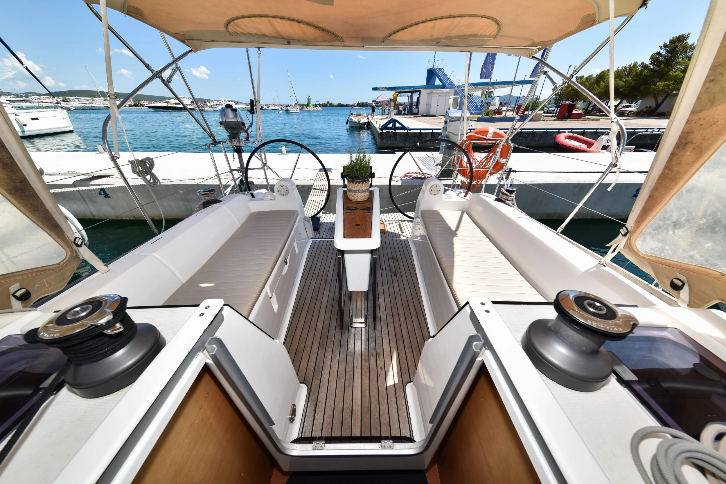 Dufour 350 GL (Pape)  - 32