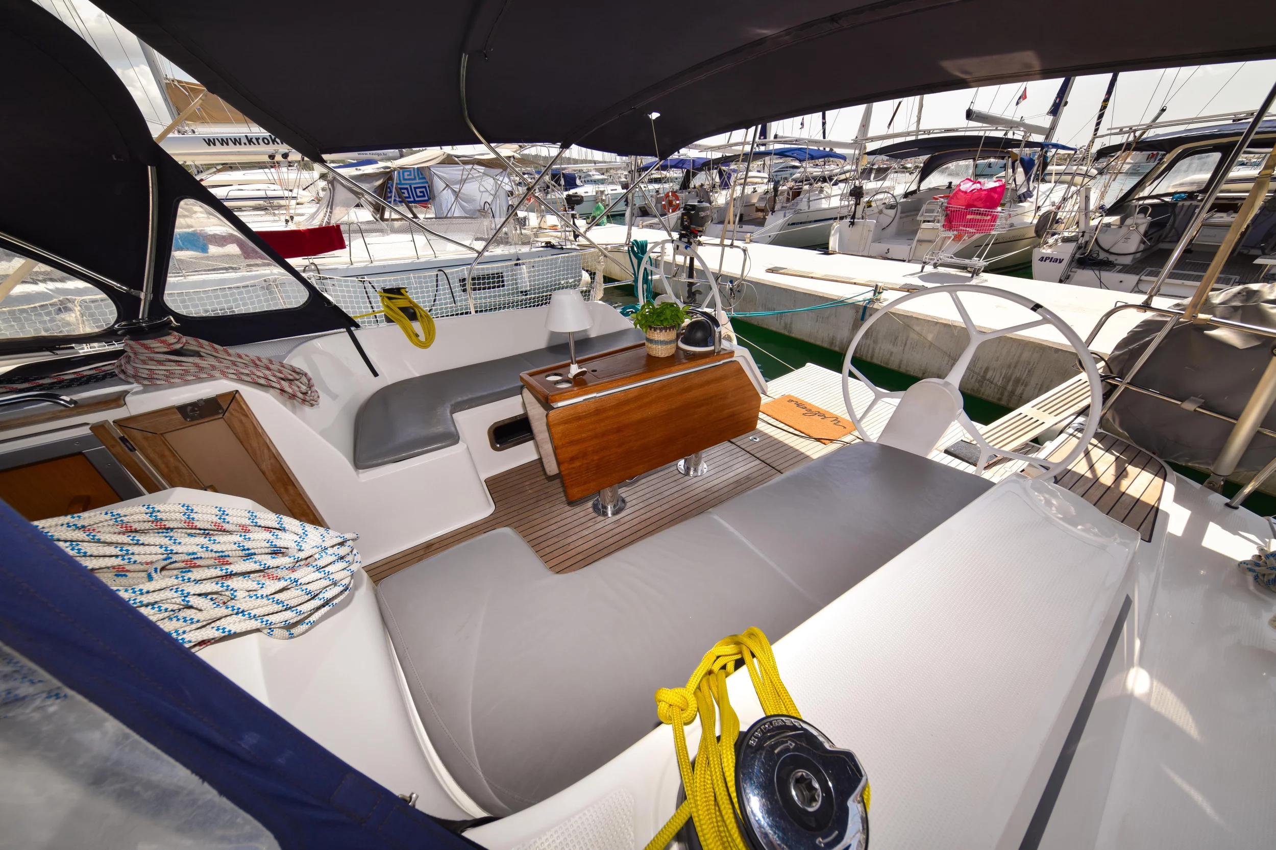 Bavaria Cruiser 46 (Paola)  - 11