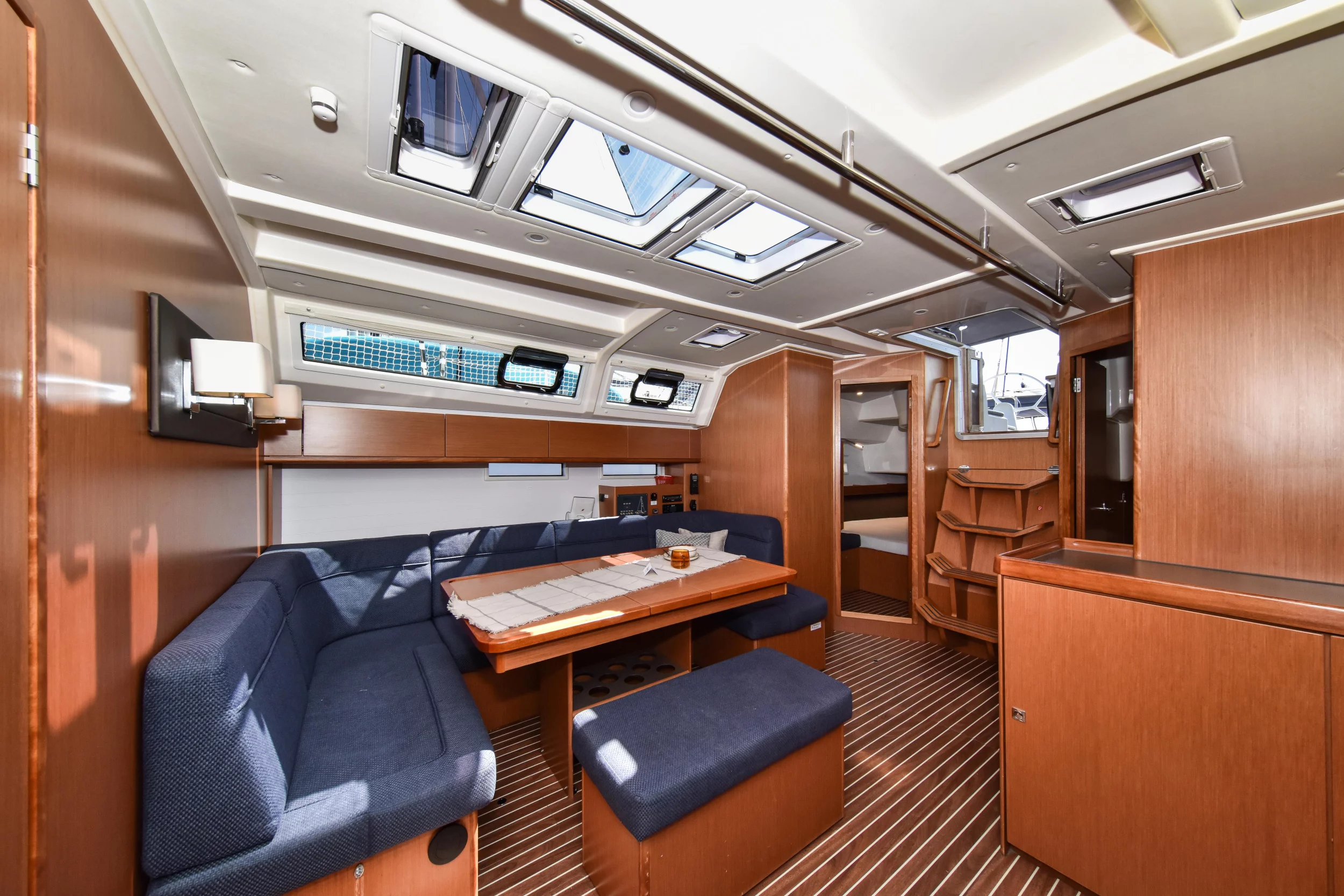 Bavaria Cruiser 46 (Paola)  - 48
