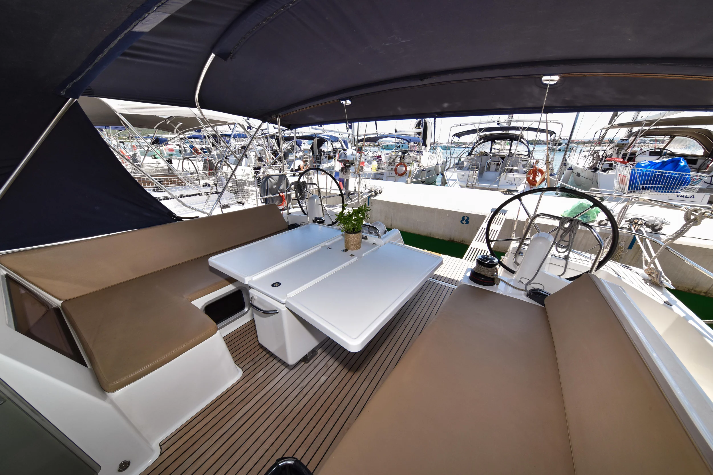 Sun Odyssey 490 (Swannabe)  - 60