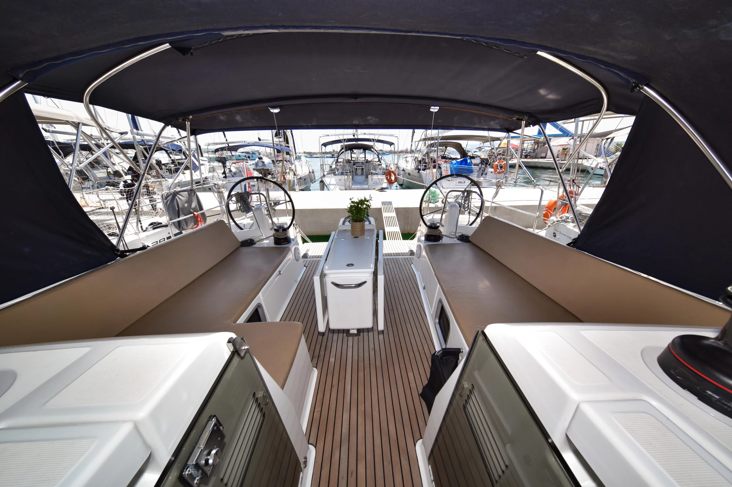 Sun Odyssey 490 (Swannabe)  - 17