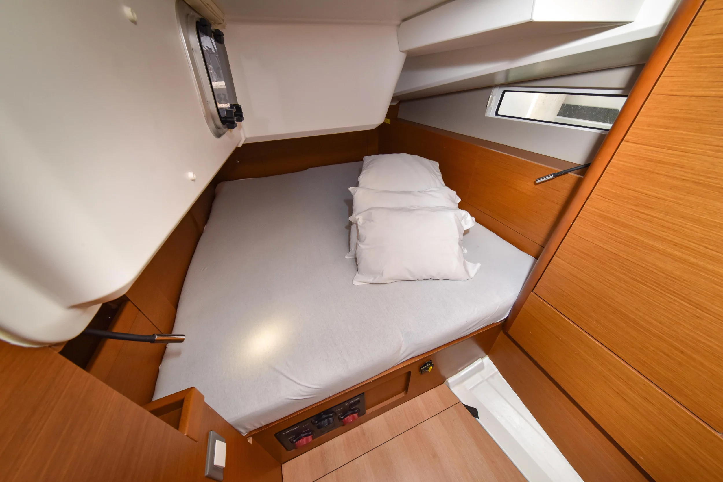 Sun Odyssey 490 (Swannabe)  - 22