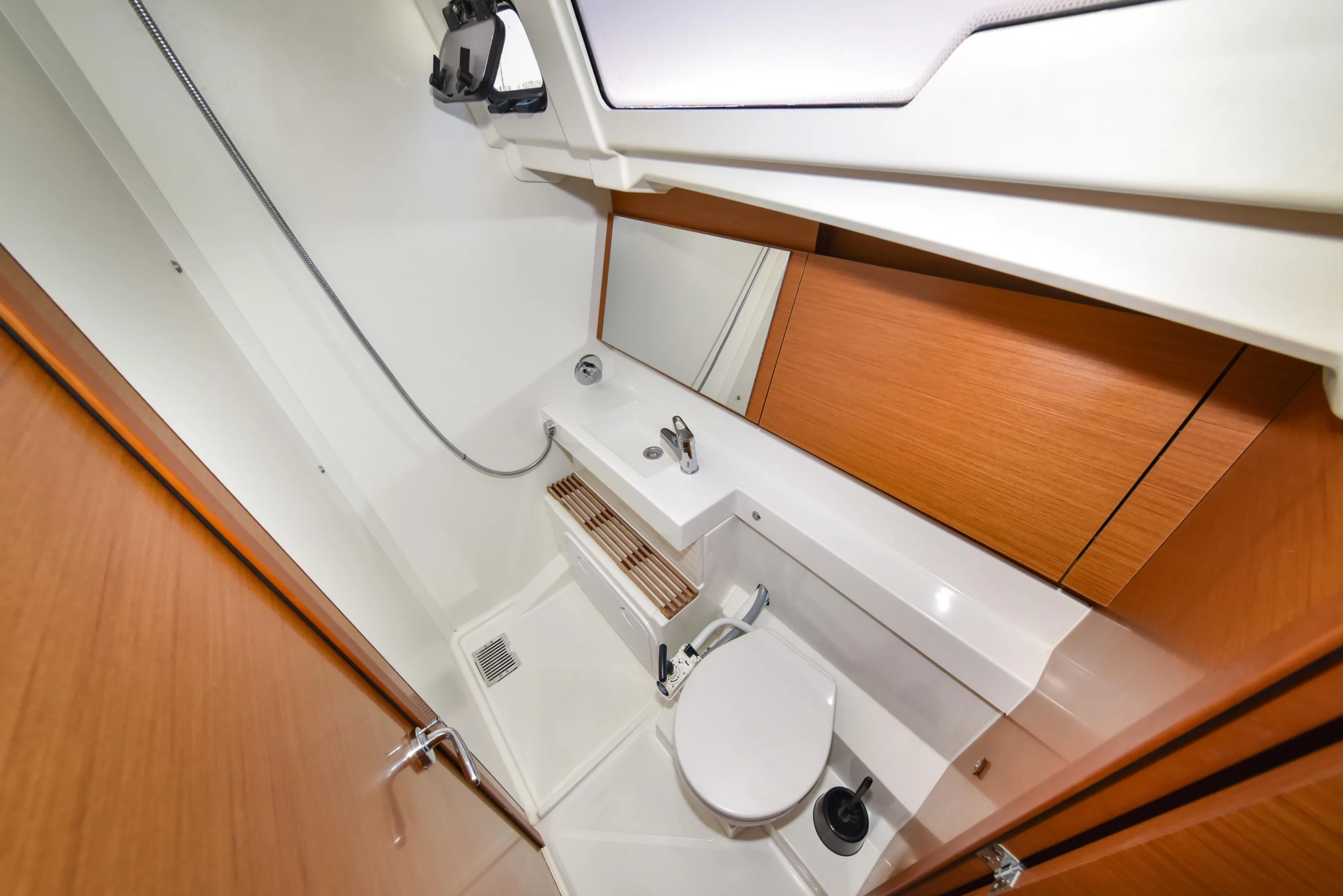 Sun Odyssey 490 (Swannabe)  - 28