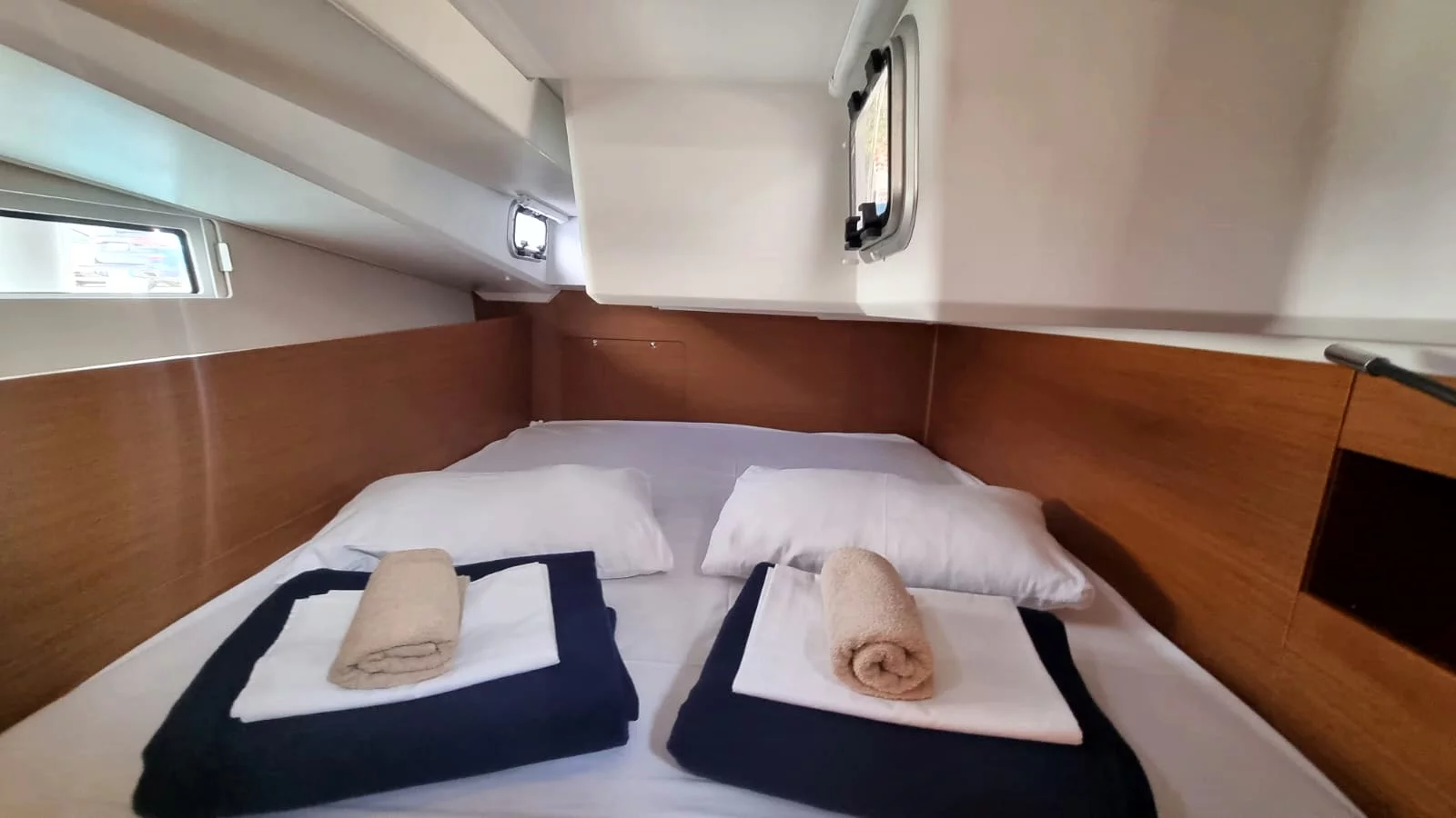 Sun Odyssey 490 (Izzy)  - 38