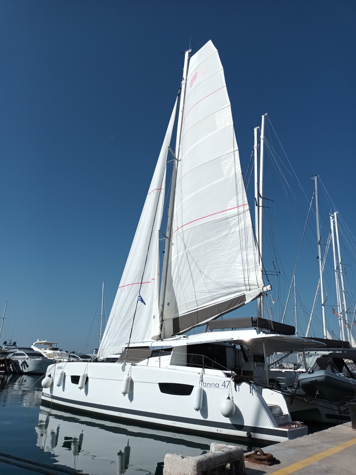 Photo #3 - Tanna 47 (EROS) en Athènes - 15843