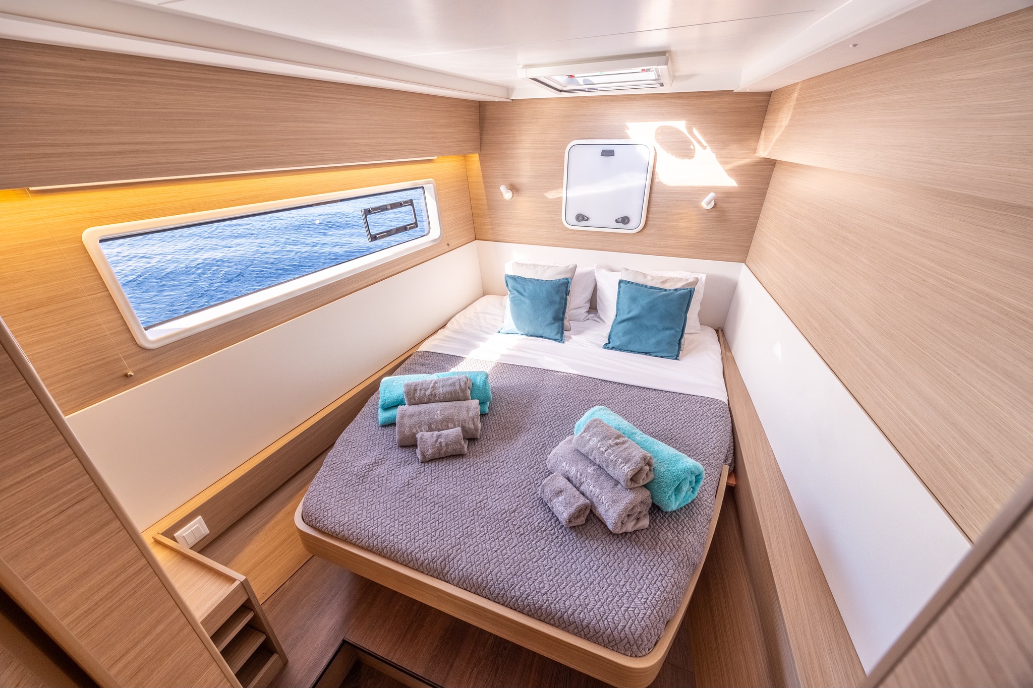 Photo #12 - Lagoon 43[G] (ZOE) in Lefkada - 64044