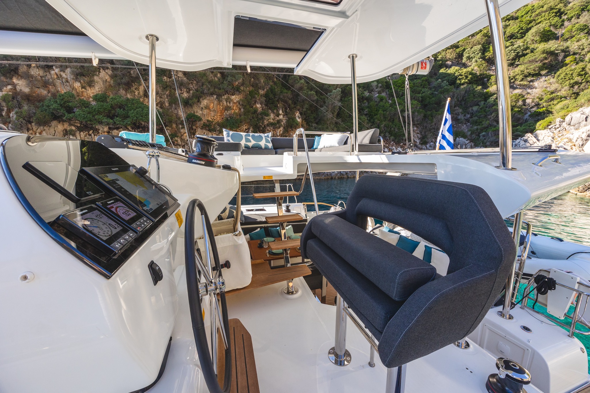 Photo #3 - Lagoon 43[G] (ZOE) in Lefkada - 64044