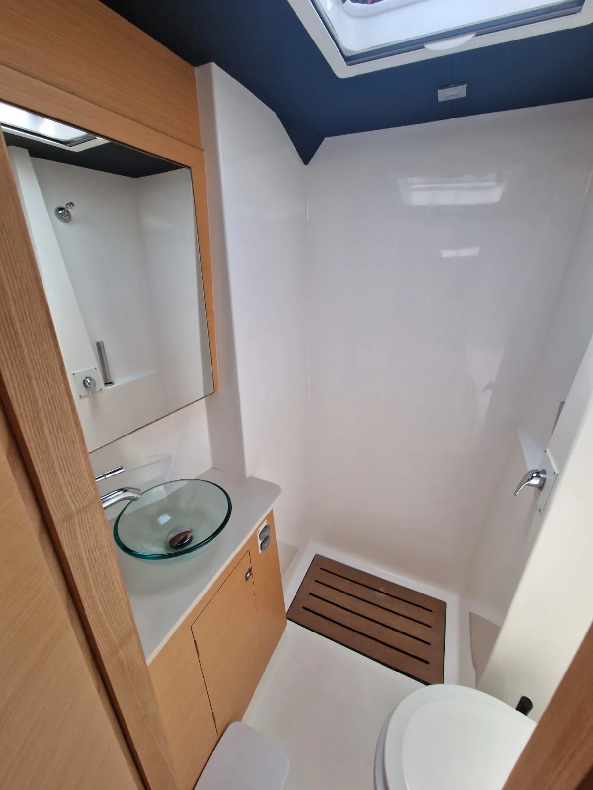 Dufour Catamaran 48 (Salazar)  - 7