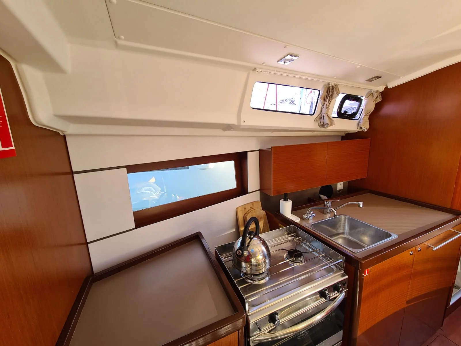 Oceanis 35.1 (LAMPUGA)  - 14