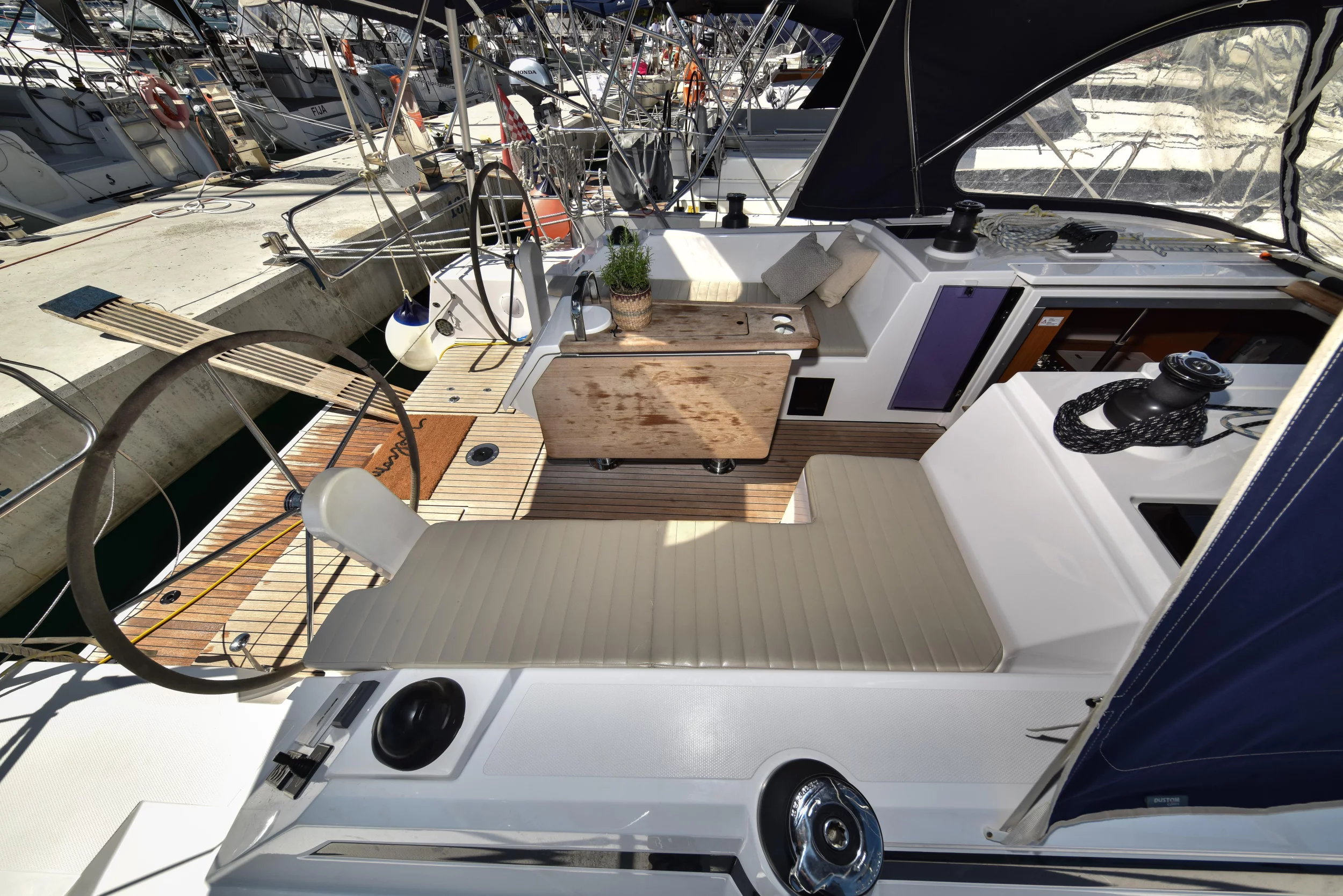 Bavaria C42 (Bella)  - 19