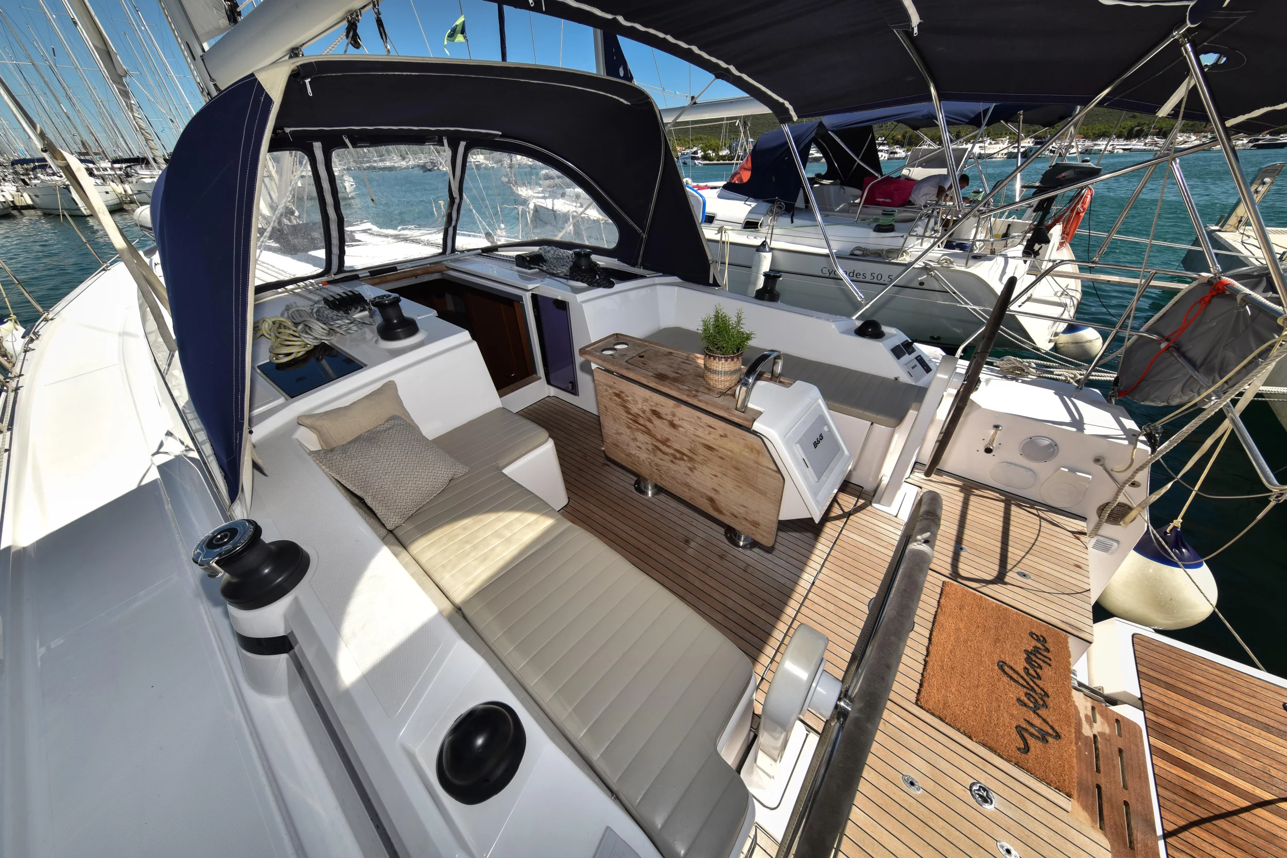 Bavaria C42 (Bella)  - 43