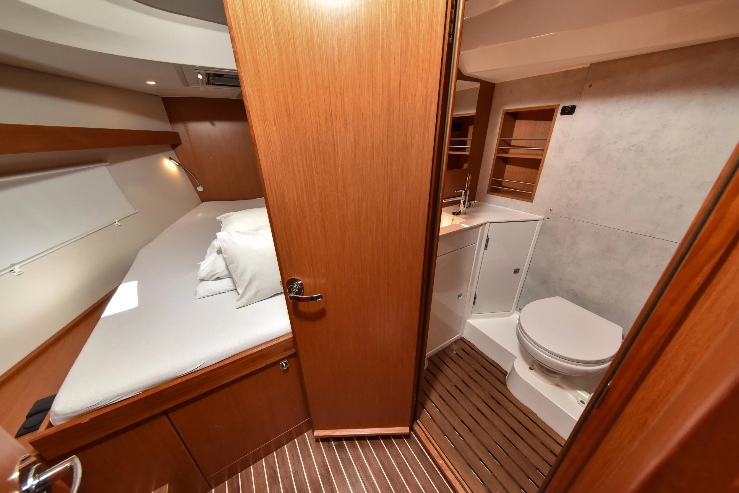 Bavaria C42 (Bella)  - 37