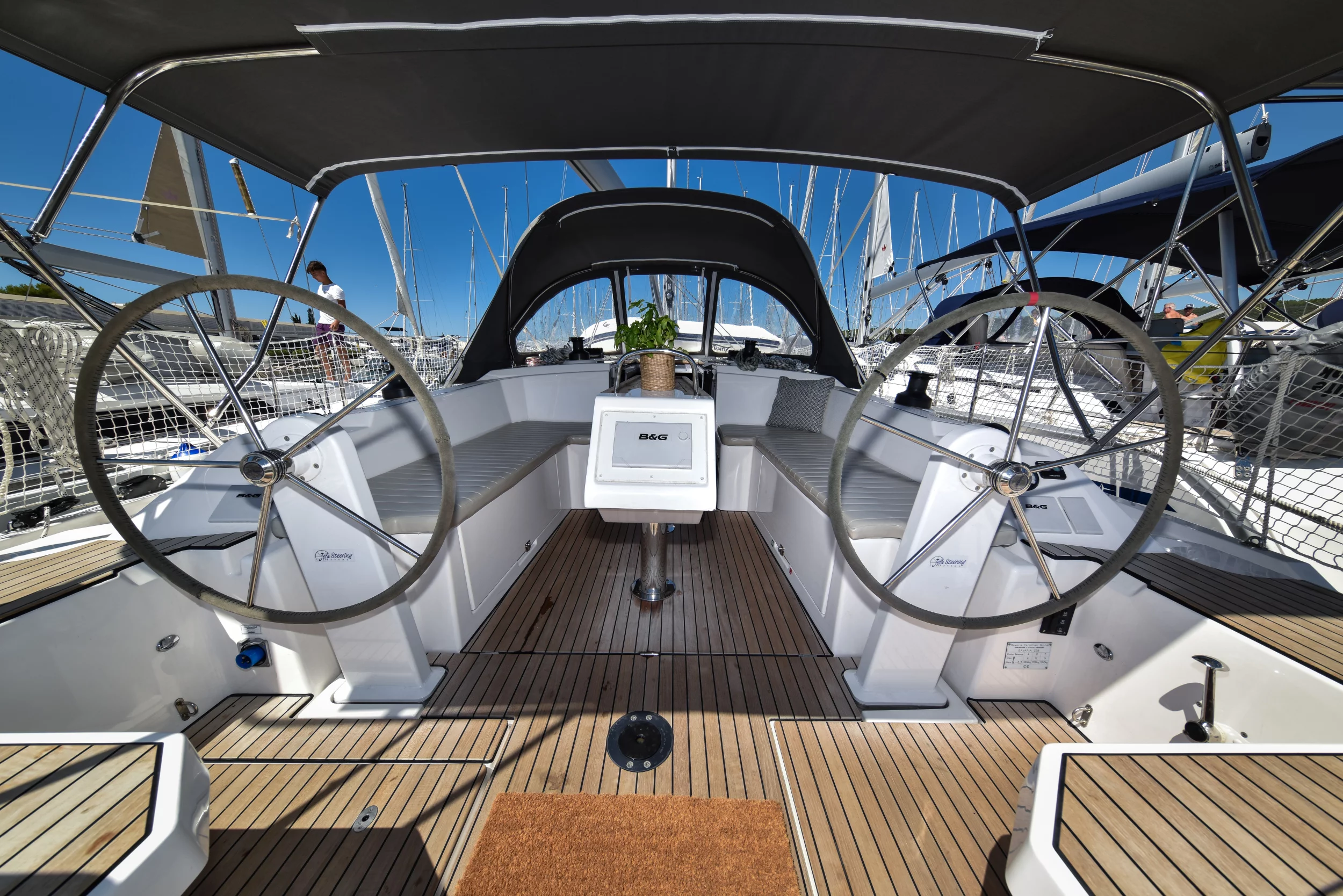 Bavaria C38 (Seka VI)  - 16