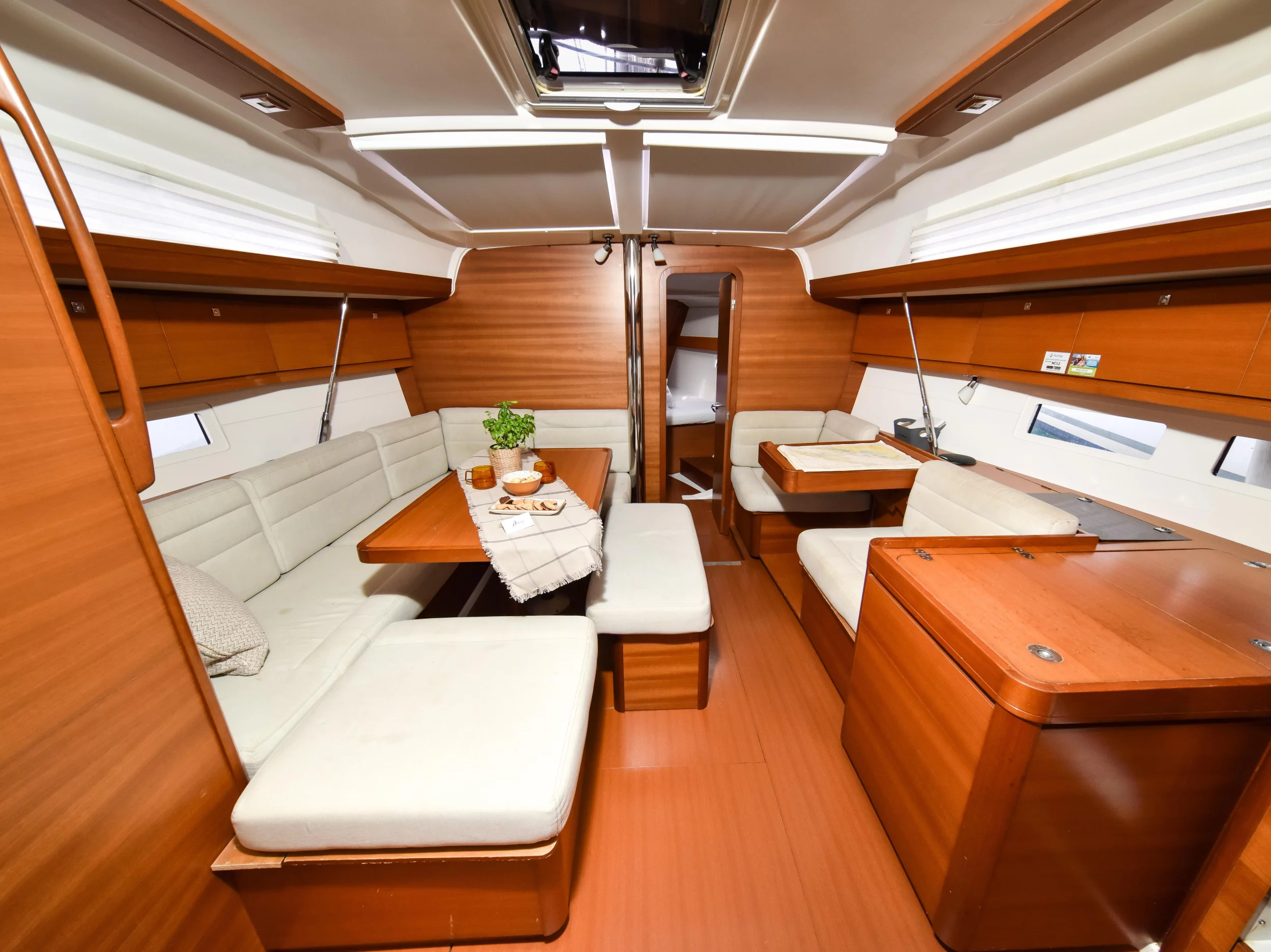 Dufour 410 GL (Stella) Interior image - 23
