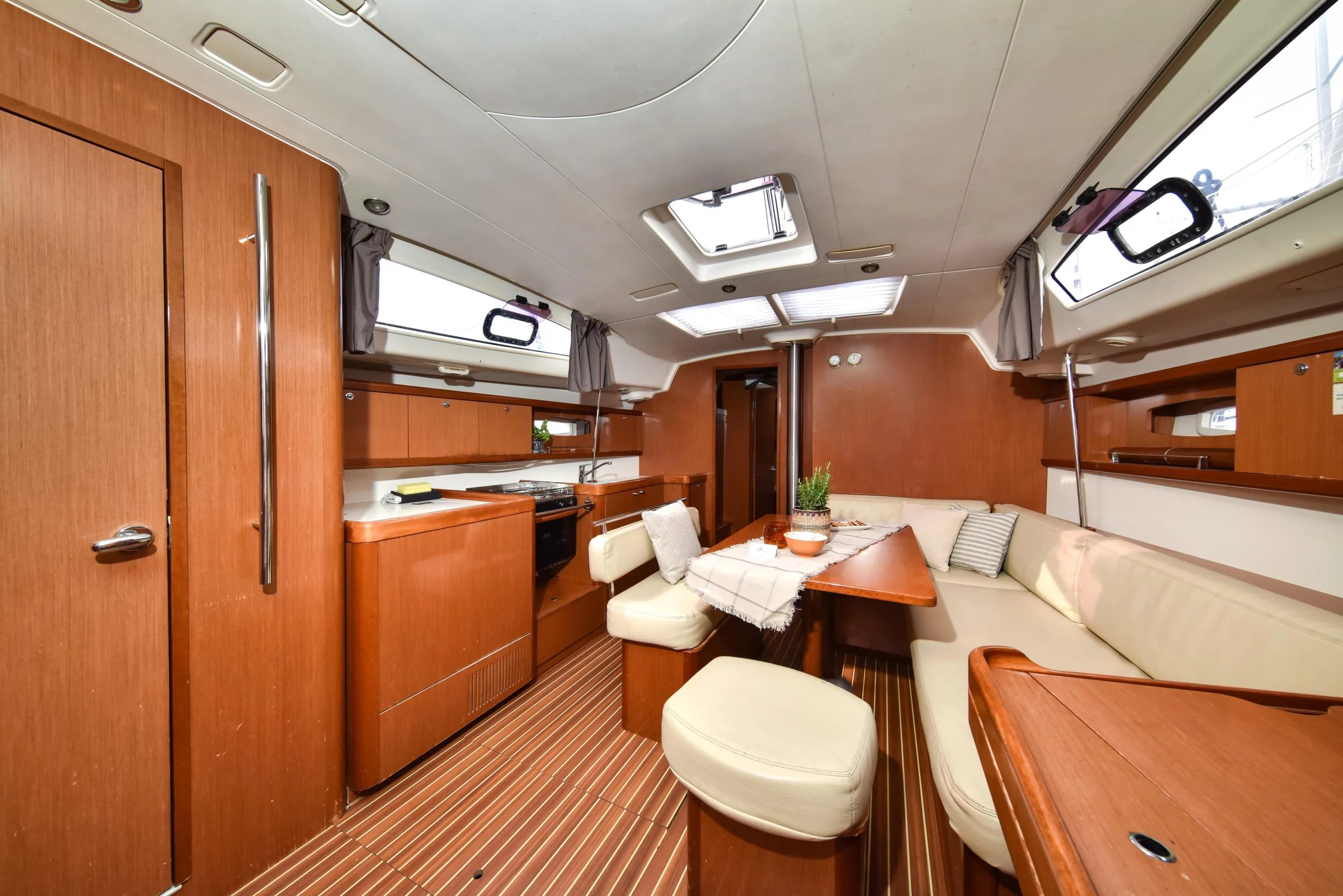 Oceanis 43 (Playmaker)  - 16