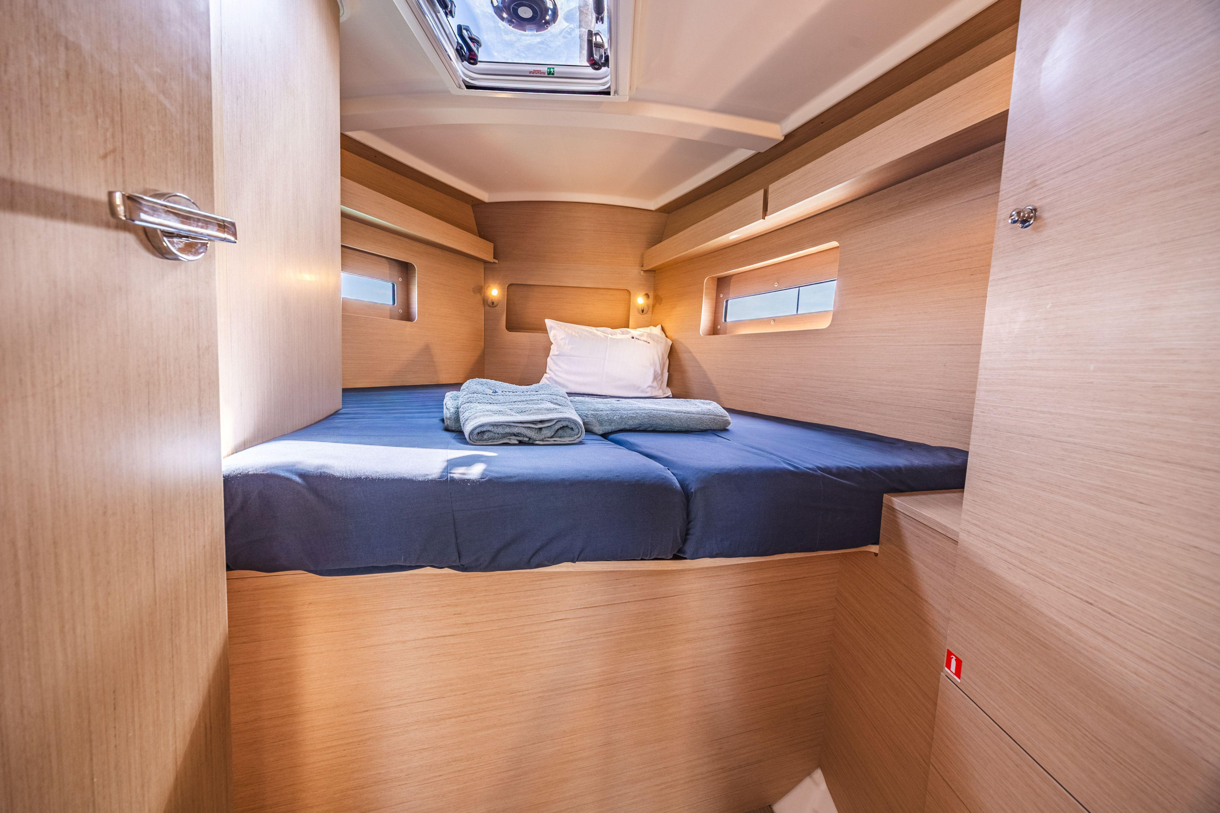 Oceanis 37.1 — photo 33