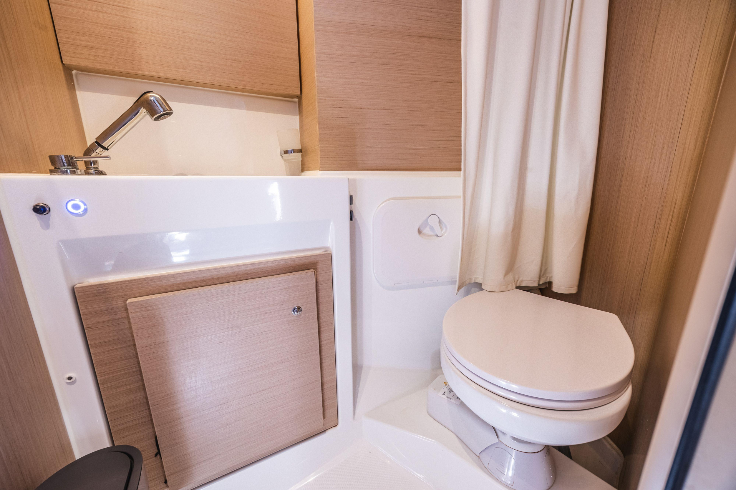 Oceanis 37.1 — photo 43