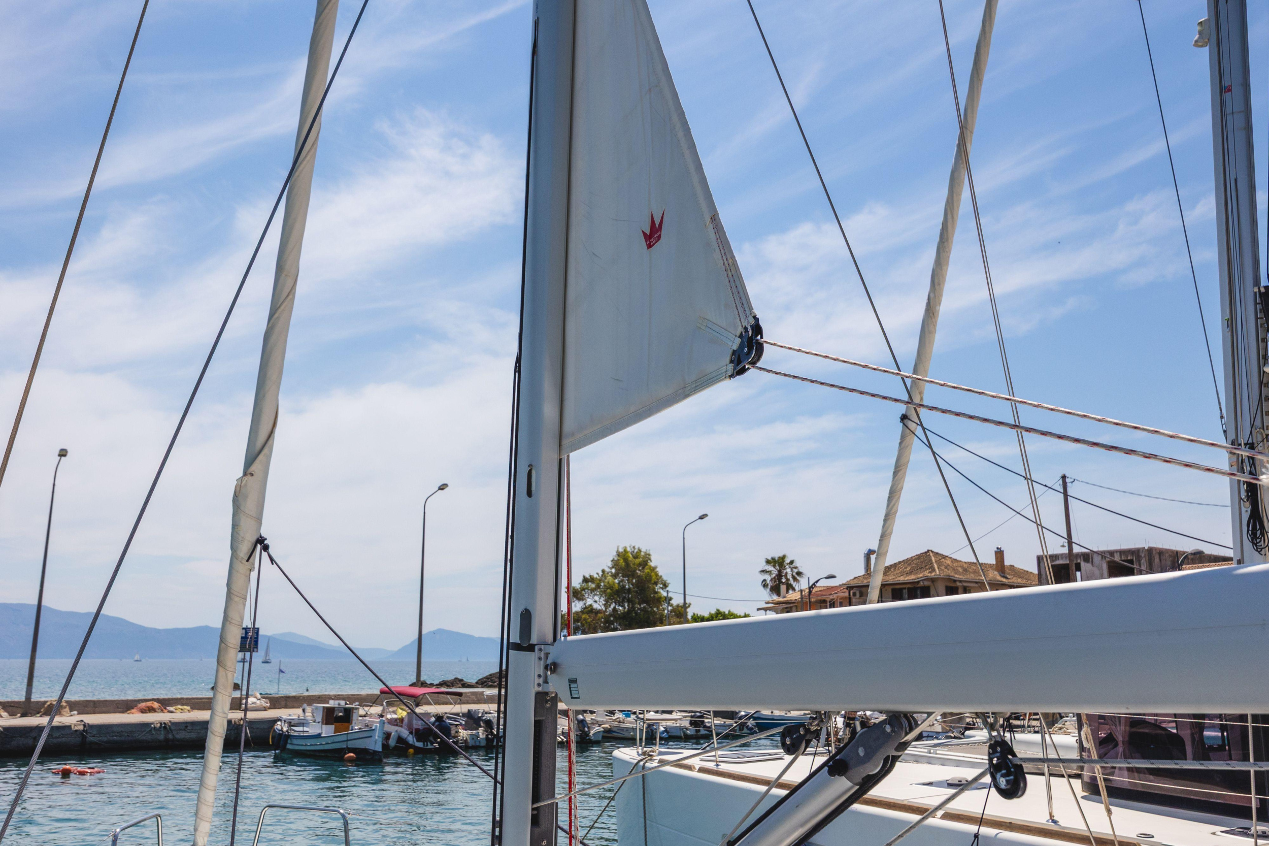 Oceanis 37.1 — photo 41