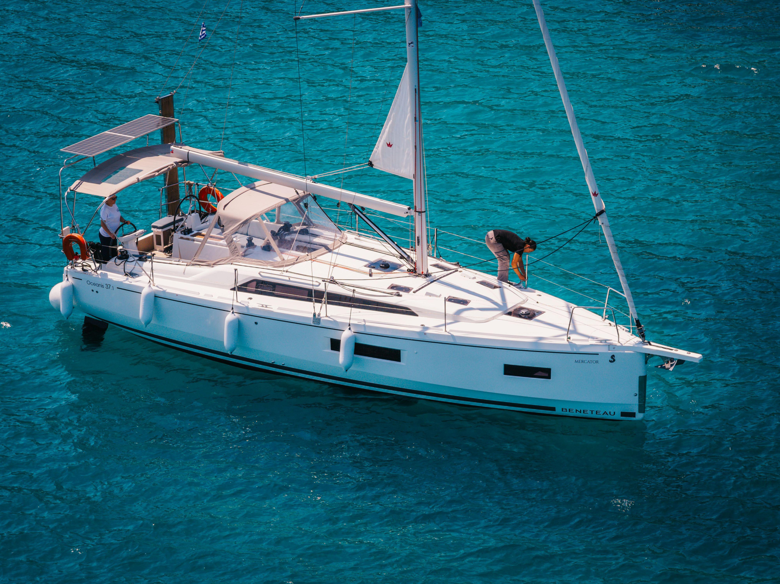 Oceanis 37.1 — photo 36