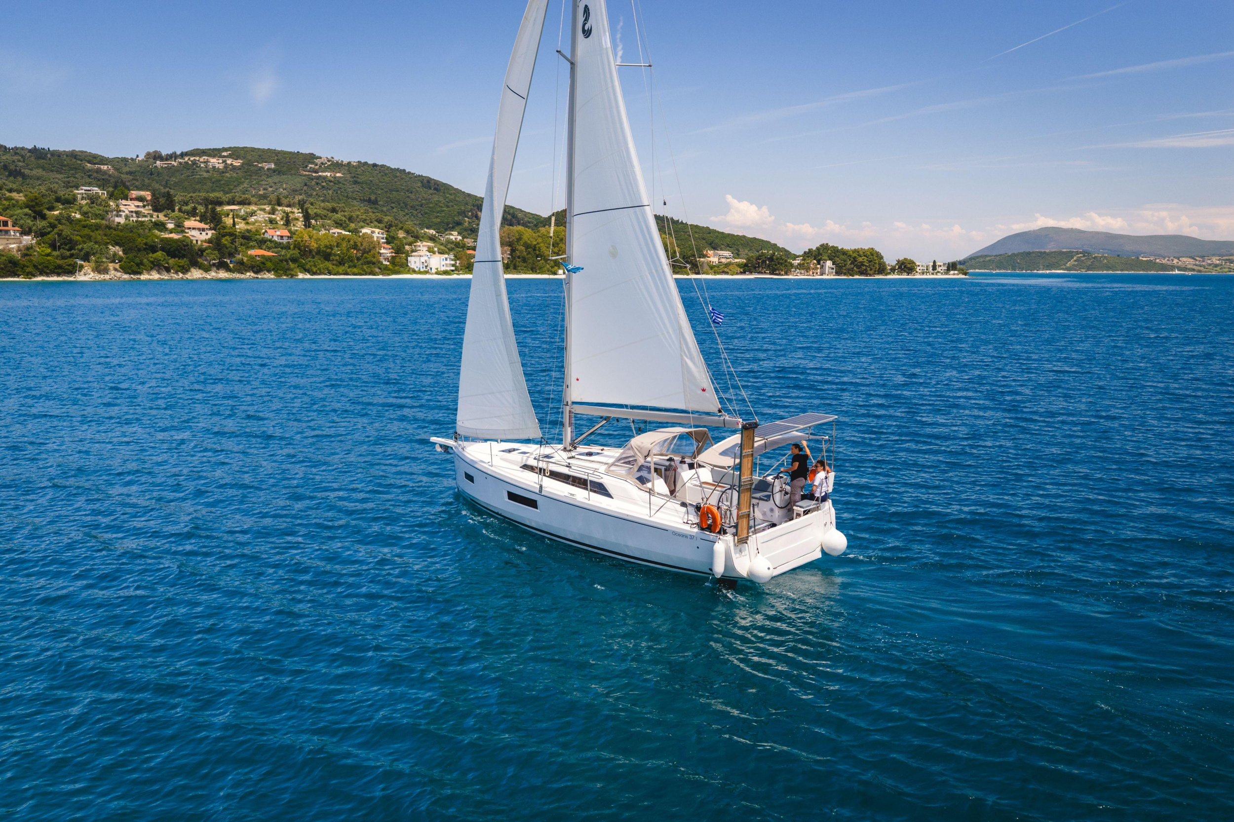 Oceanis 37.1 — photo 48