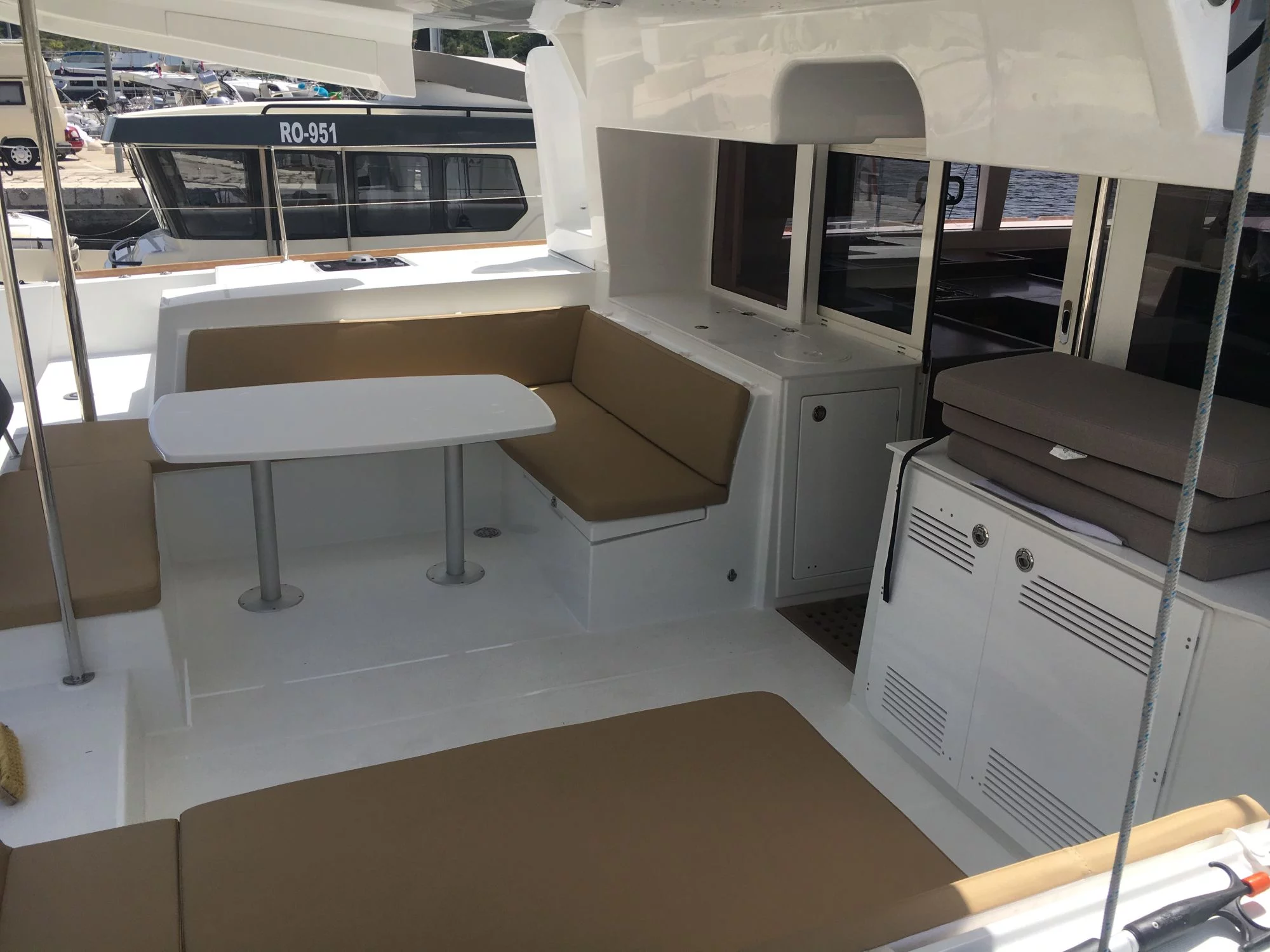 Lagoon 450F (SAMOGON)  - 26