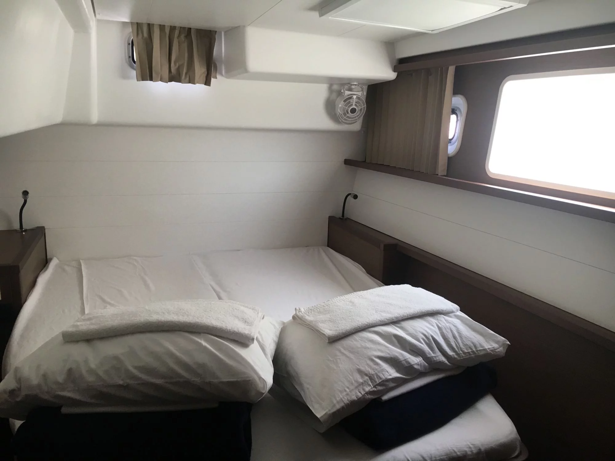 Lagoon 450F (SAMOGON)  - 25