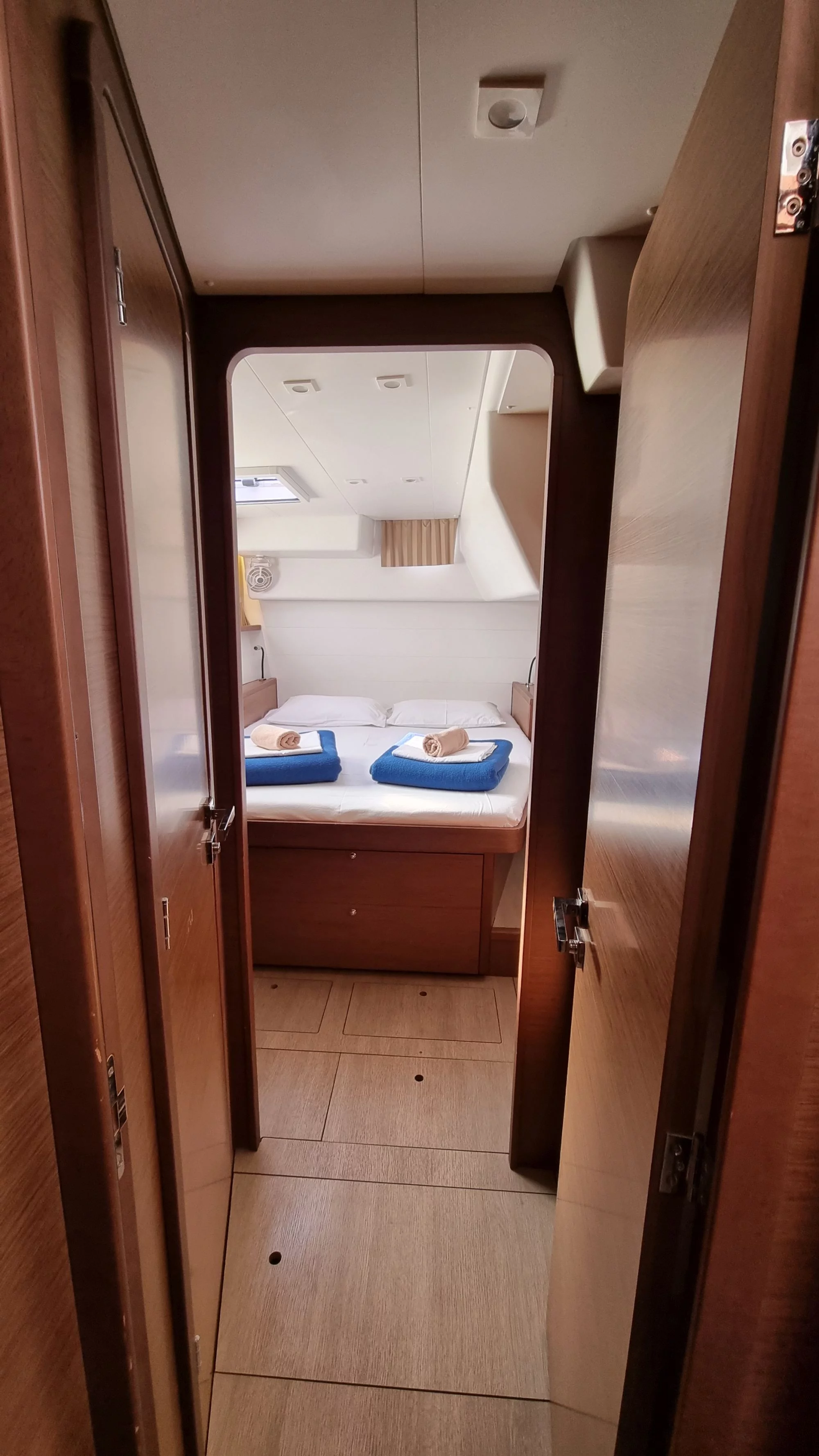 Lagoon 450F (SAMOGON)  - 1