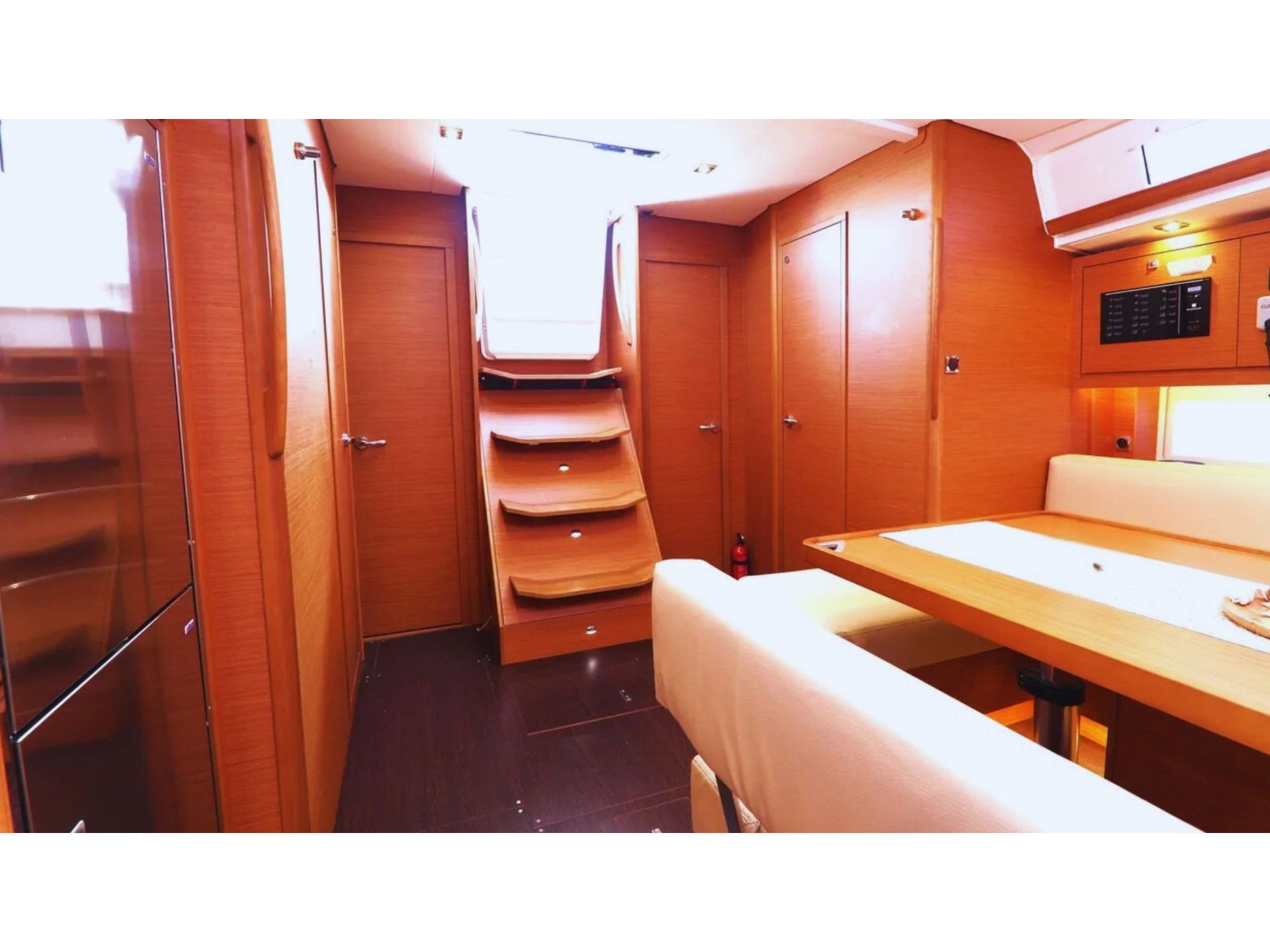 Dufour 470 (4 cab.) — photo 6