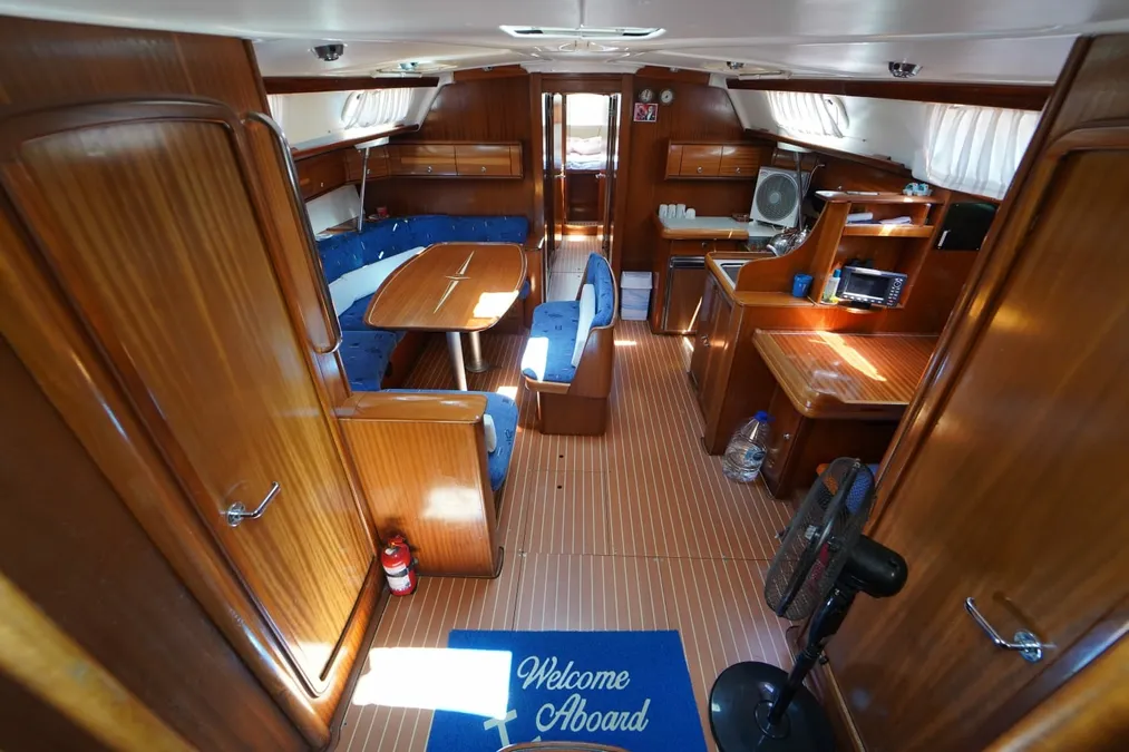 Bavaria 49 — photo 7
