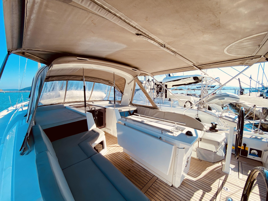 Beneteau Oceanis 51.1 — photo 11