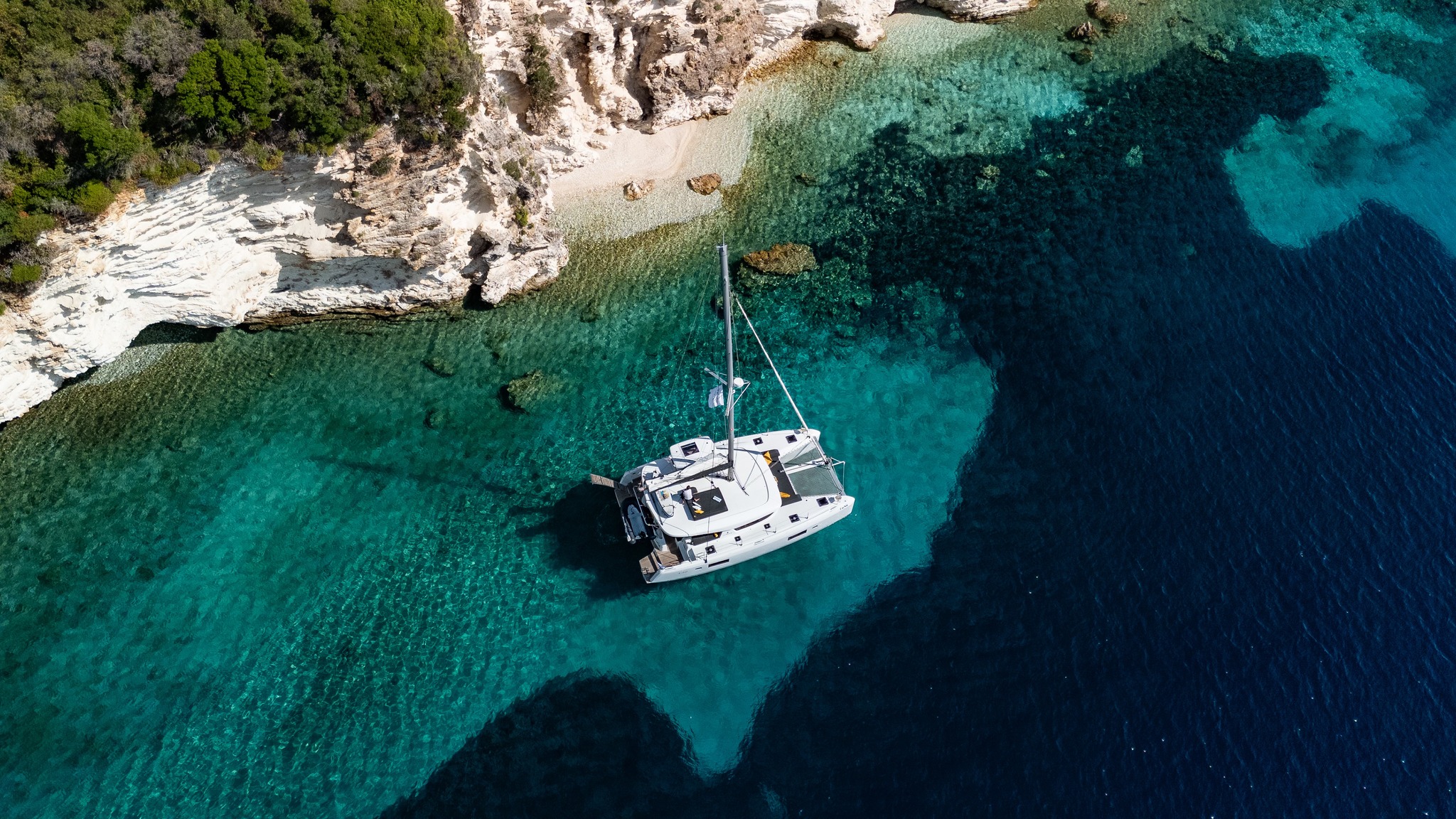 Lagoon 42 — photo 19
