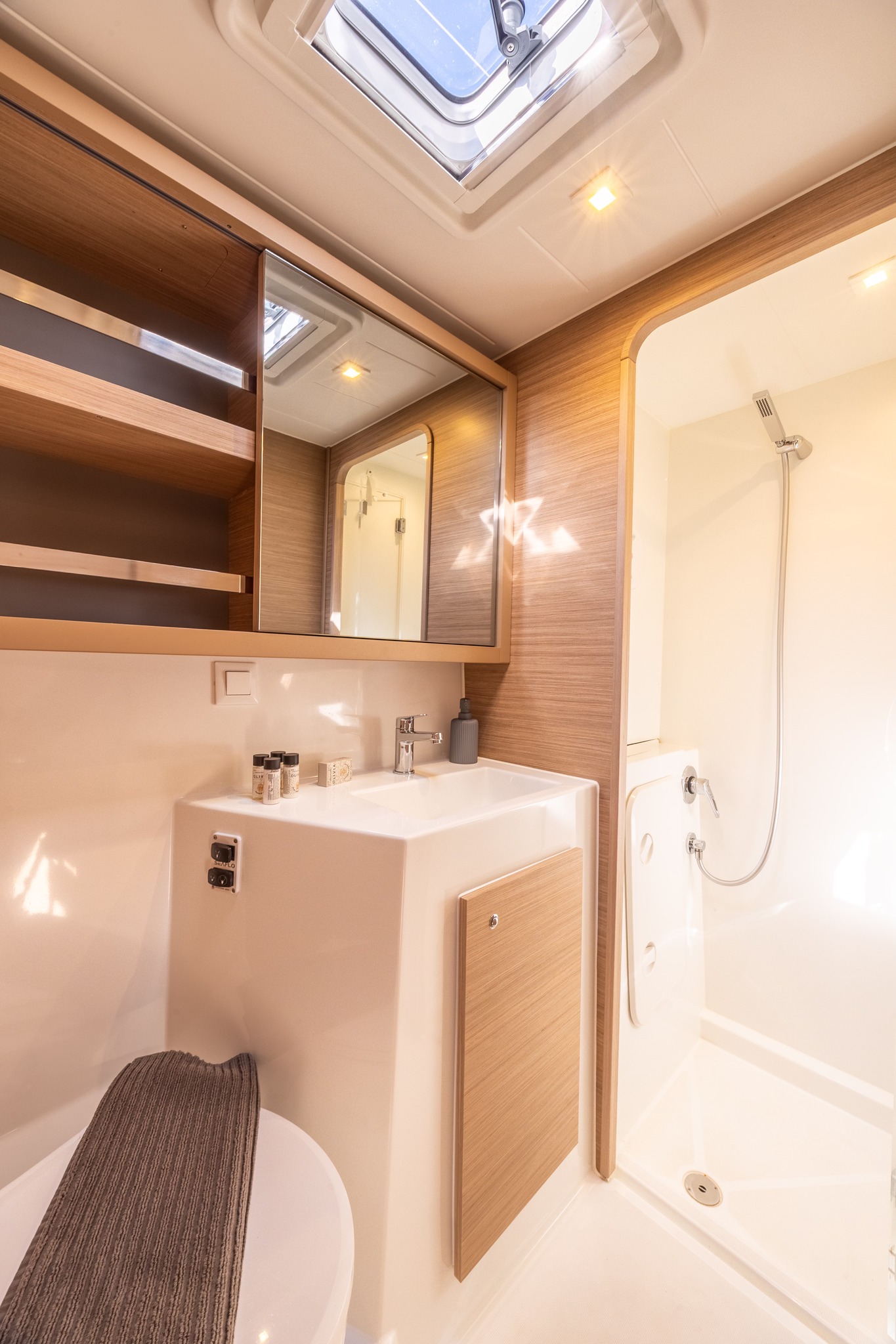 Lagoon 42 — photo 15