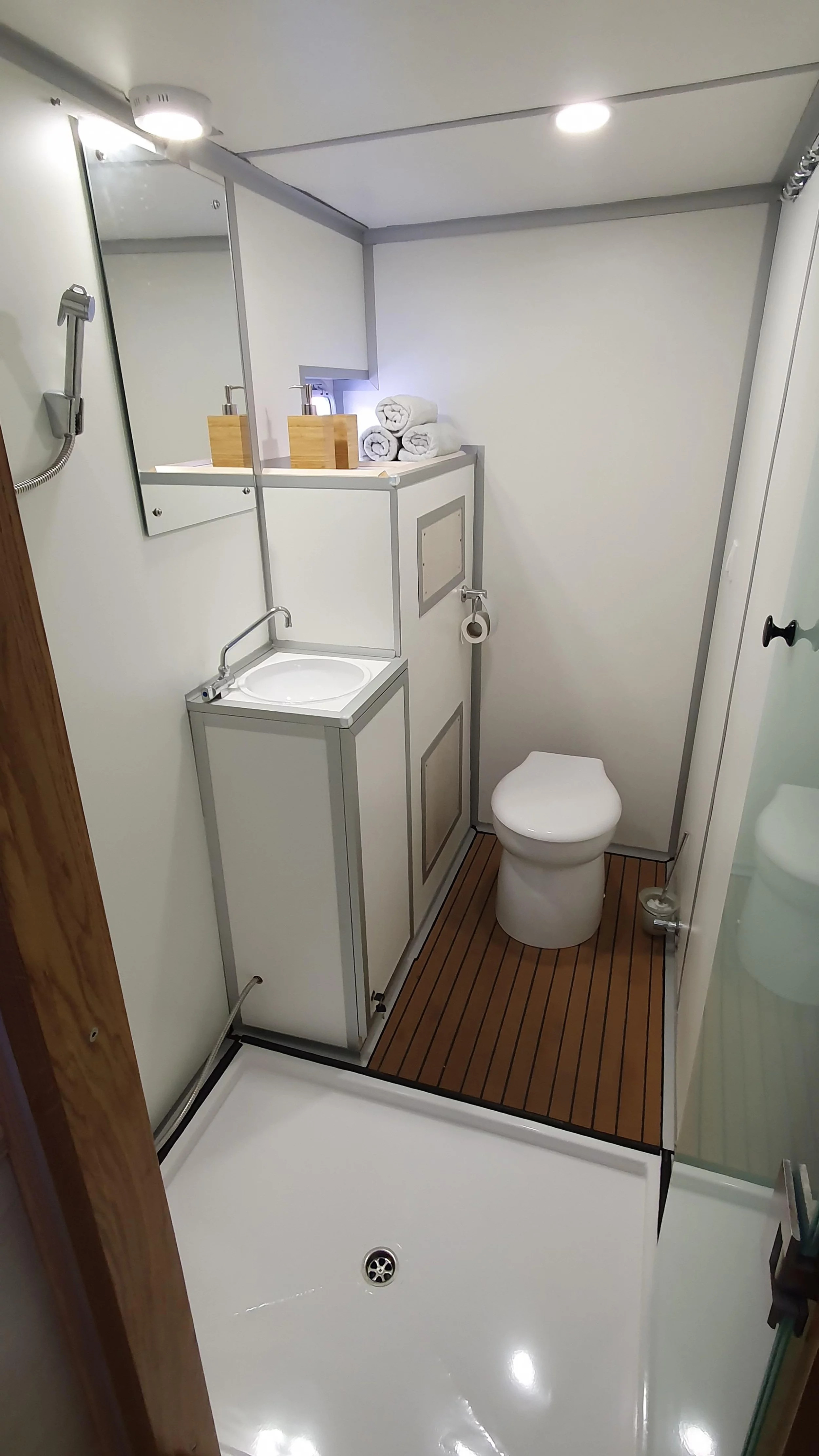 Catamaran (UPWIND)  - 25