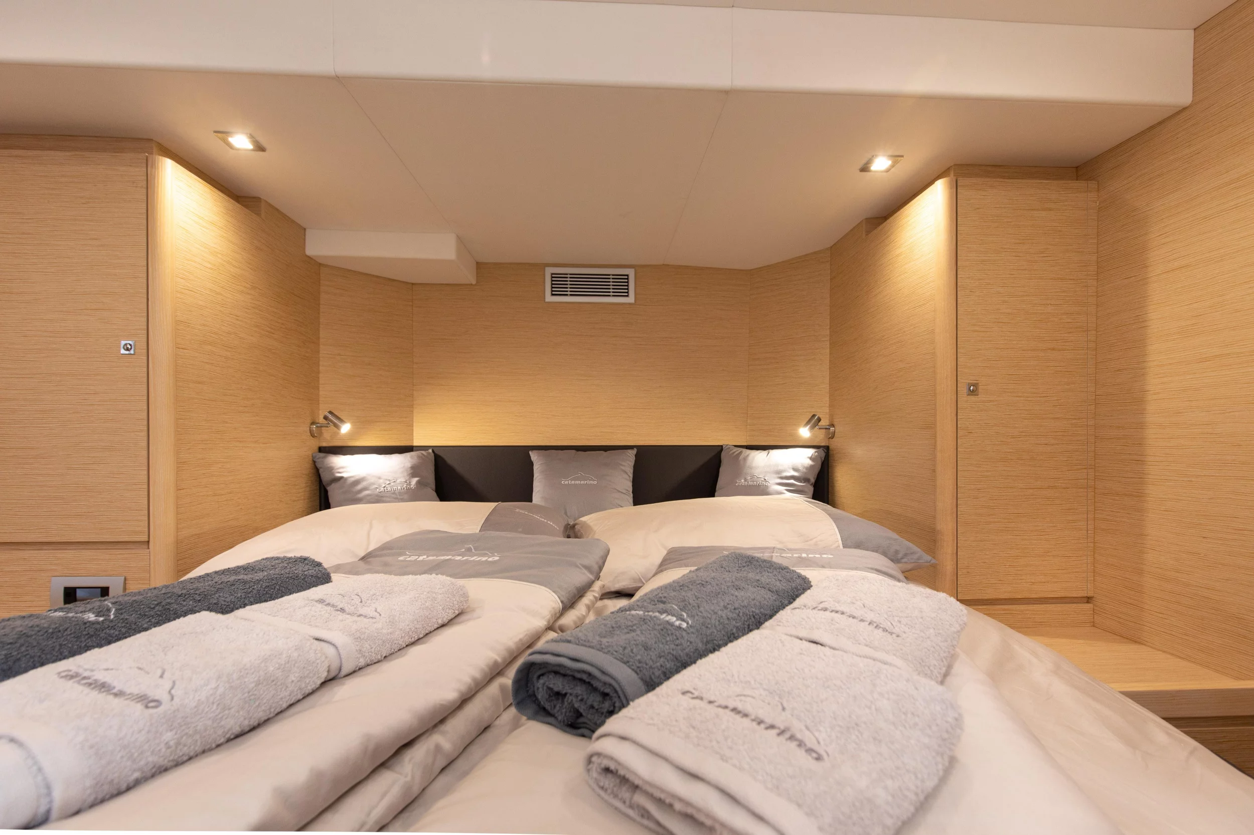Dufour 48 Catamaran (Catamarino)  - 16