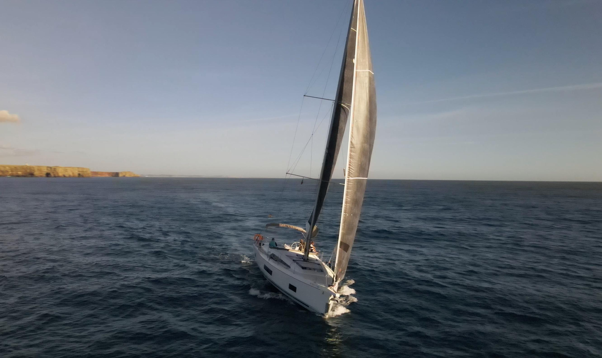 Photo #12 - Oceanis 46.1 (Yess Boss (First Line)) in Teneriffa - 11331