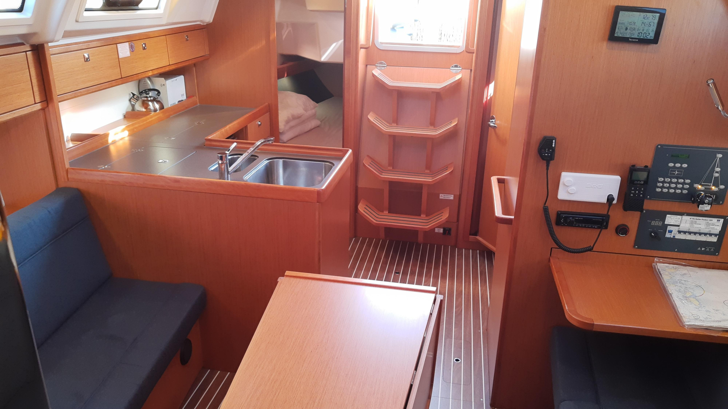 Photo #6 - Bavaria Cruiser 37 (Sixteen) in Stoccolma - 20603